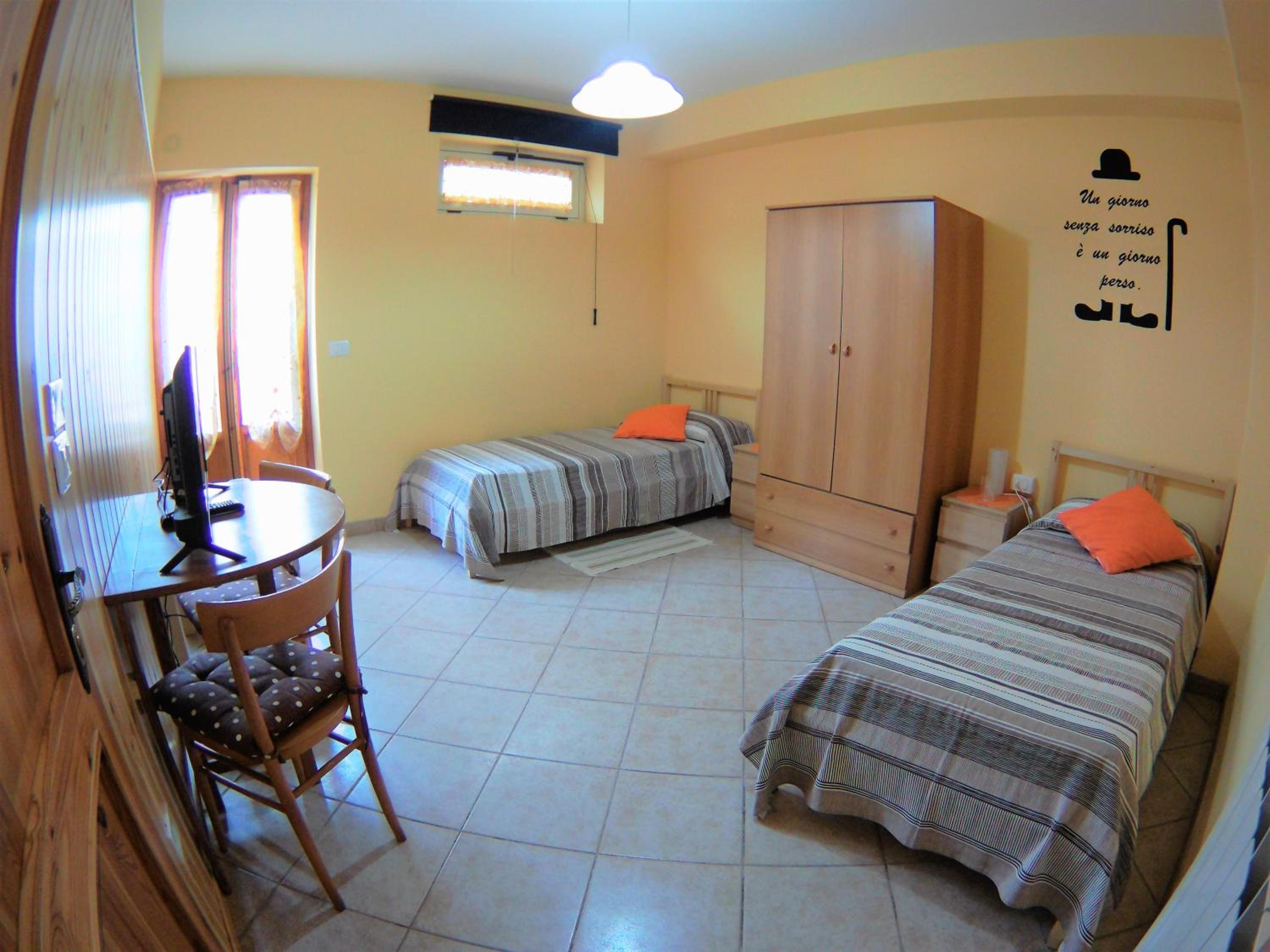 Double Room with Private Bathroom photo 3
