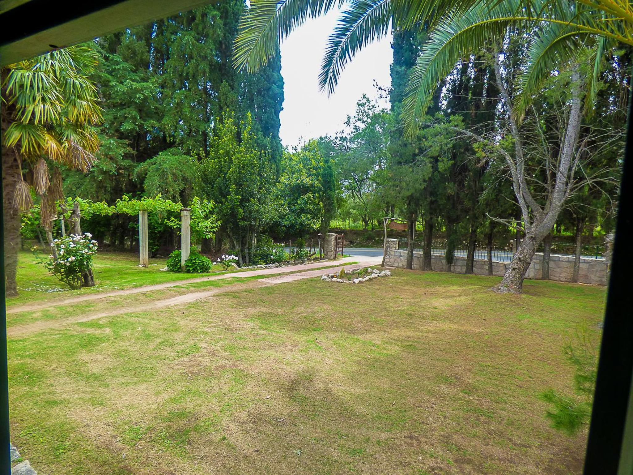 Three-Bedroom Bungalow photo 1