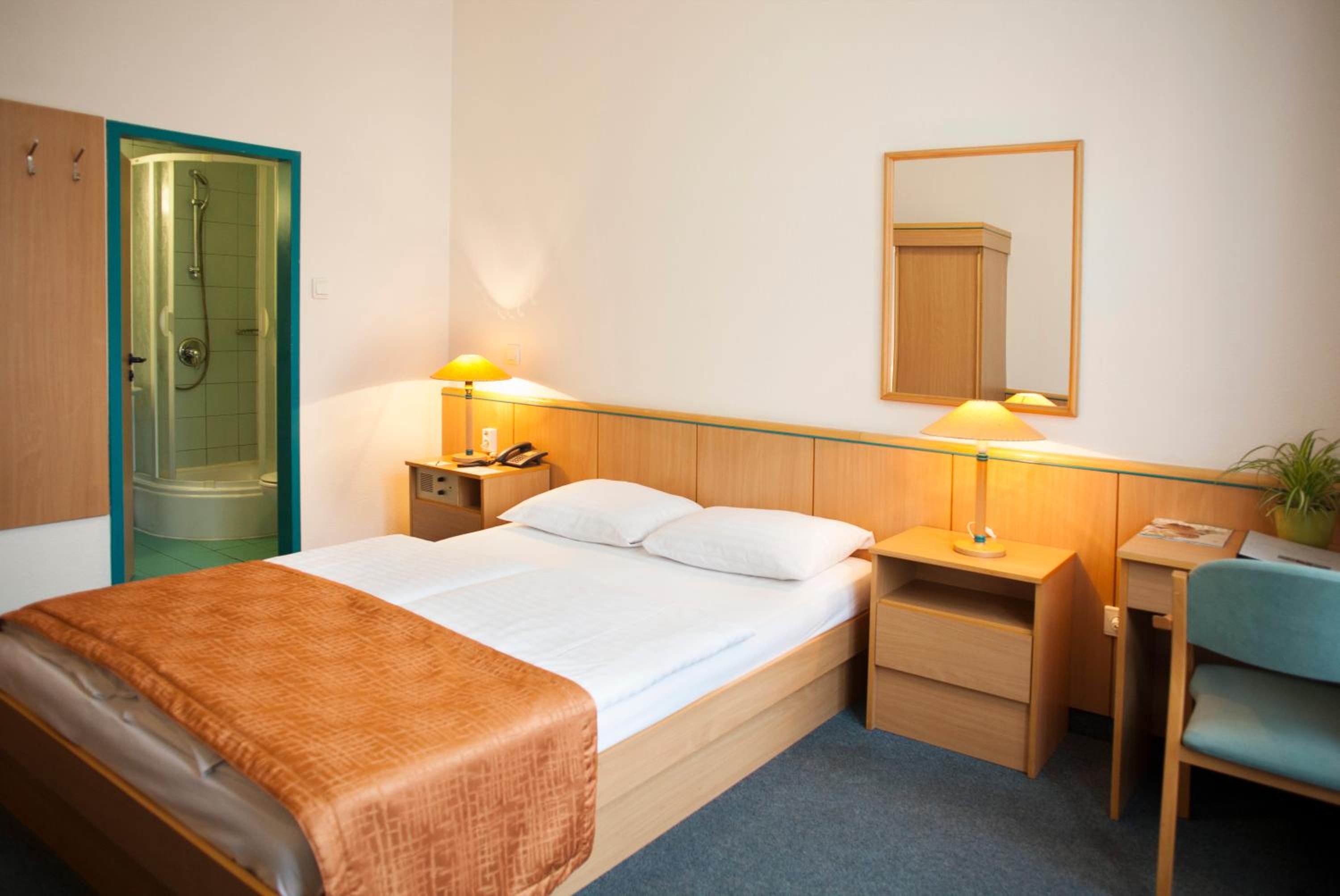 Single Room