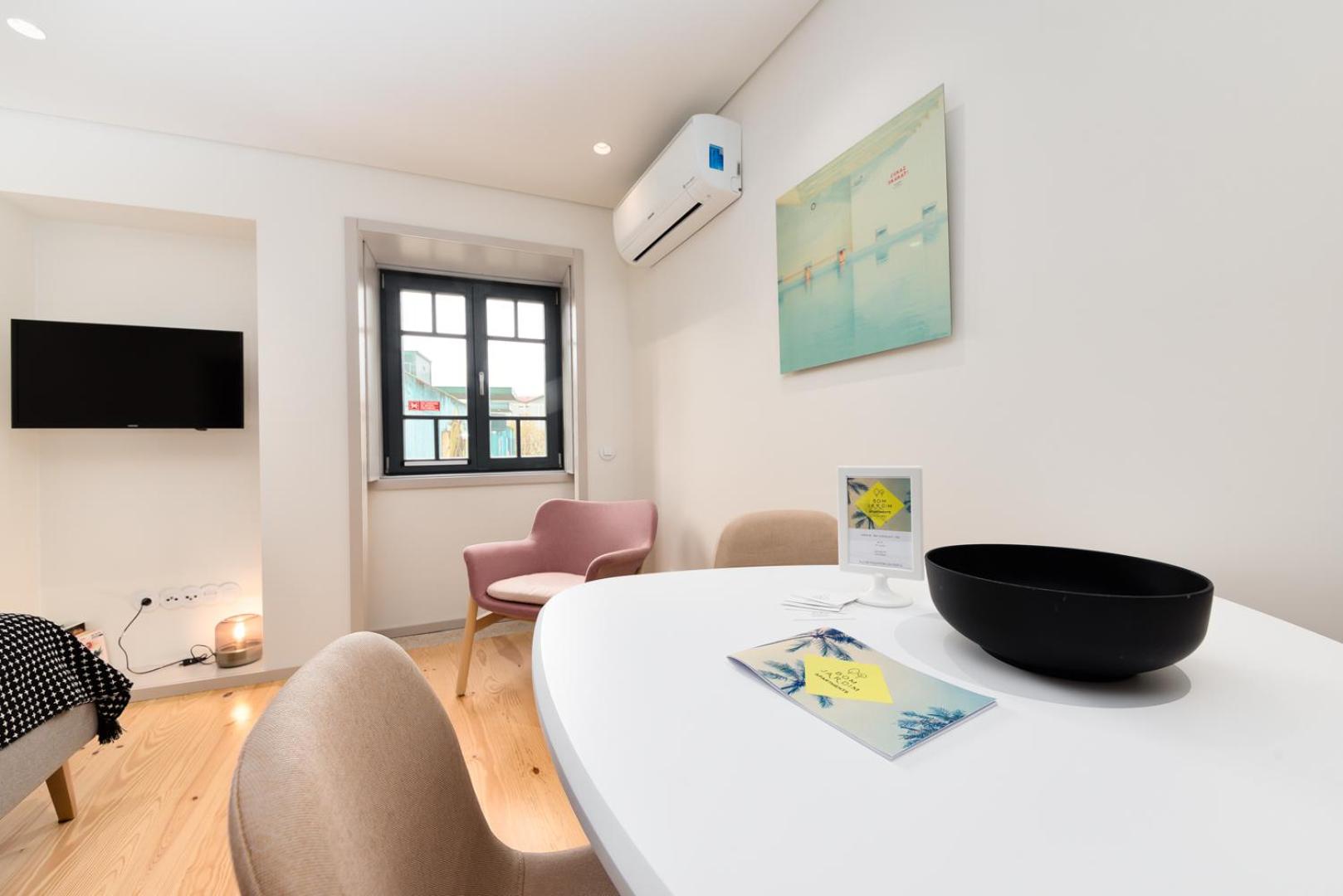 Studio Apartment - Photo 10