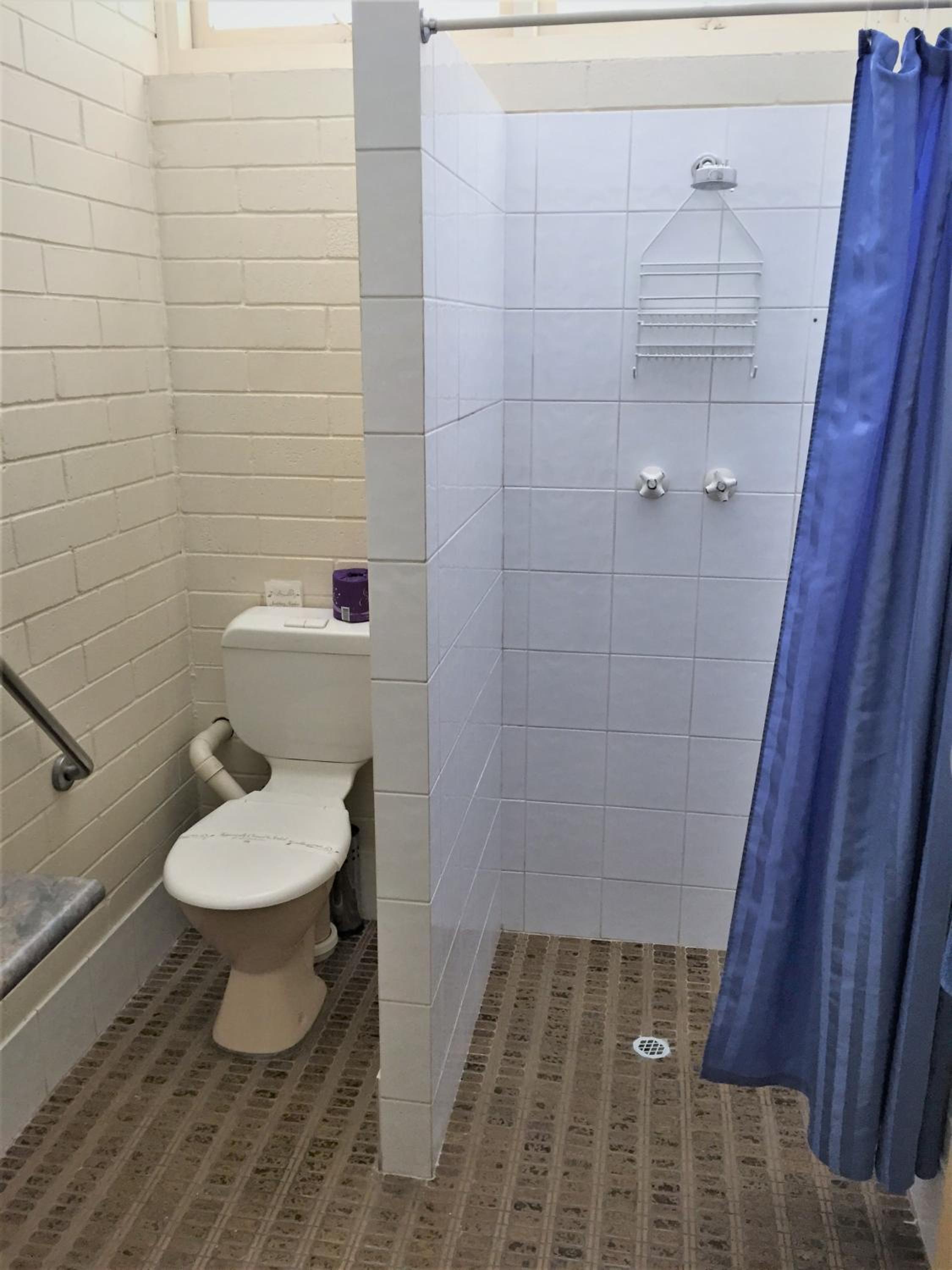 Budget Double Room - Pet Friendly photo 2