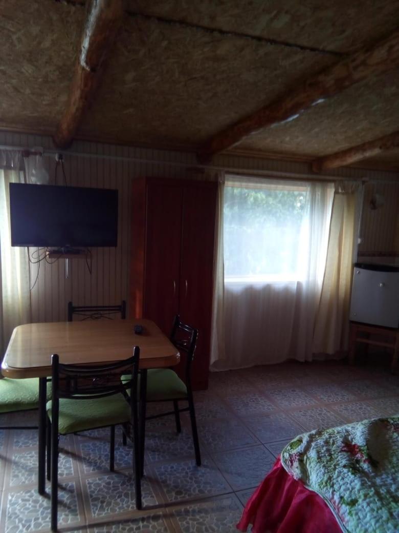 One-Bedroom House photo 1