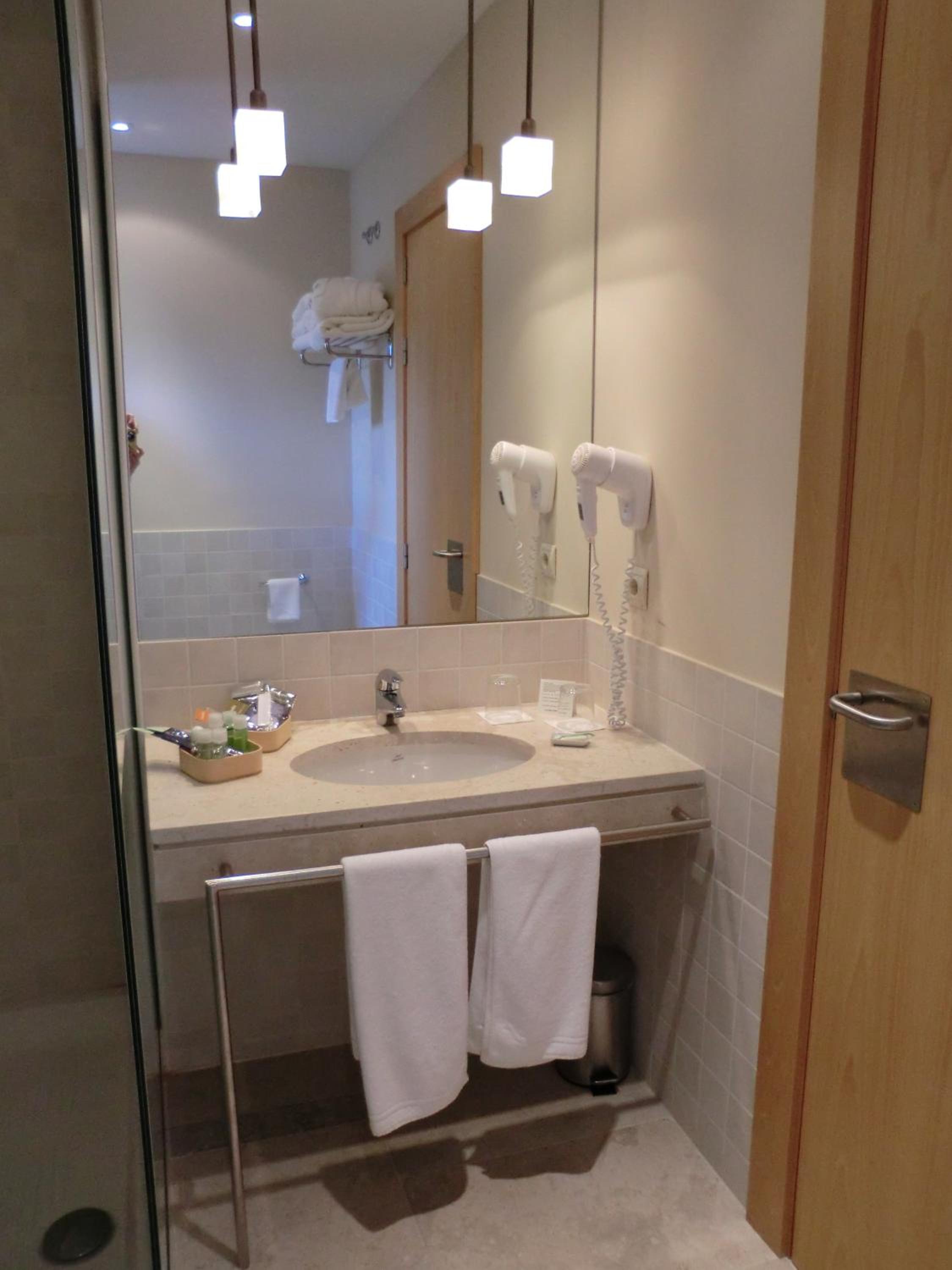 Double Room - Photo 3
