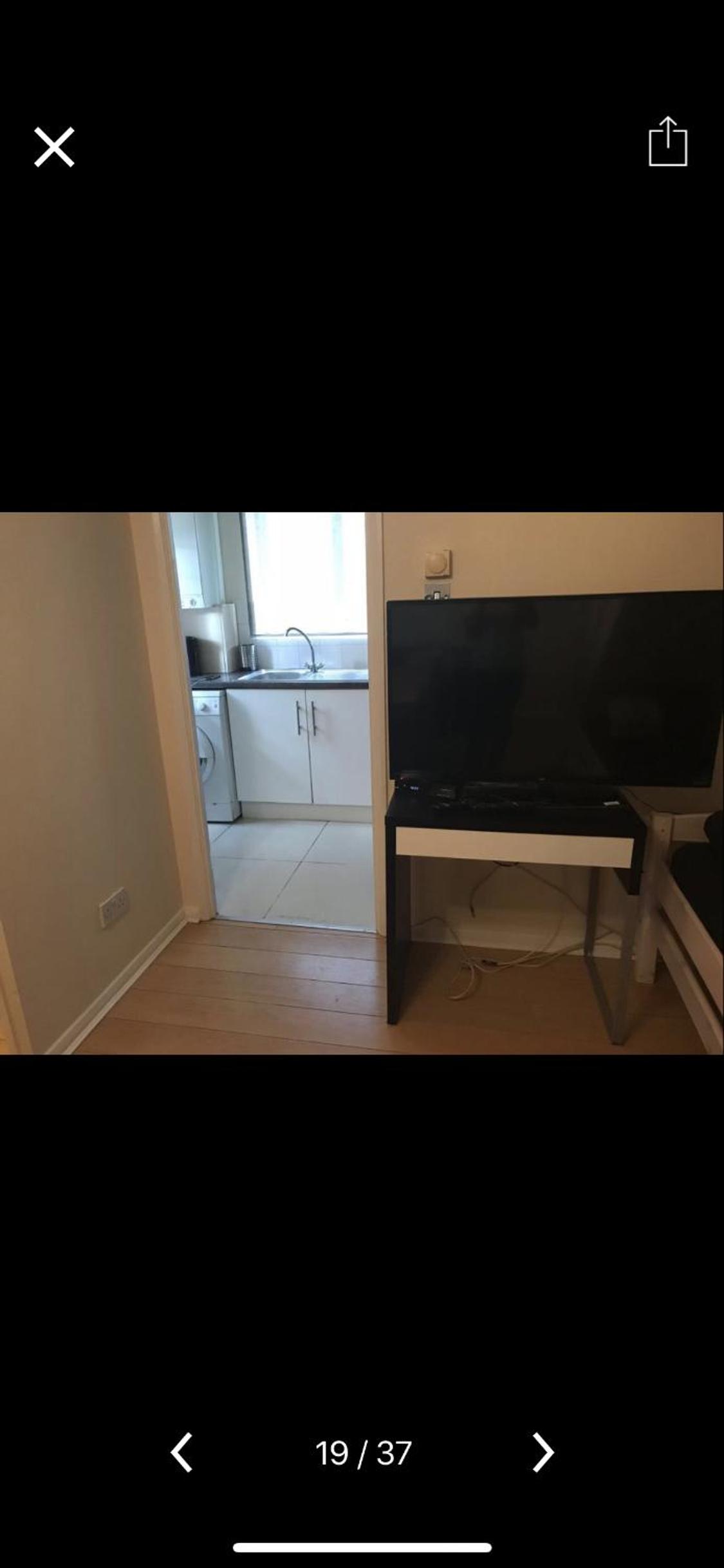 Two-Bedroom House - Photo 4