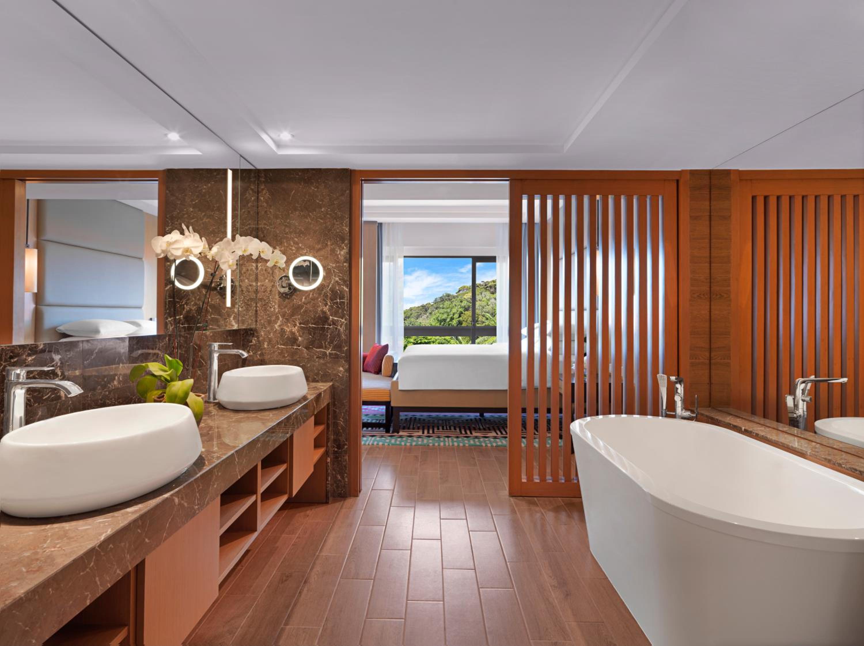 King Suite photo 3
