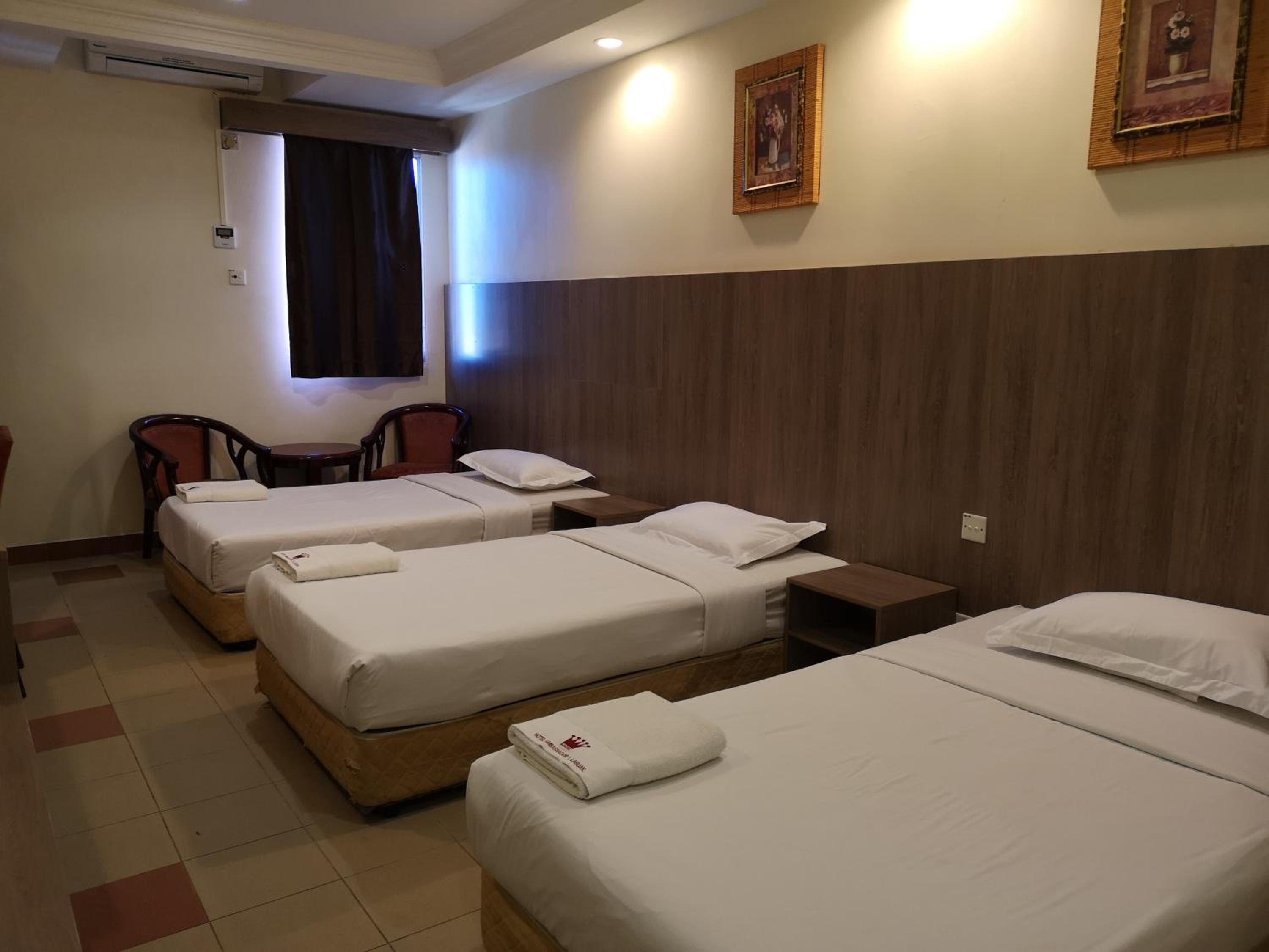 Superior Triple Room photo 3