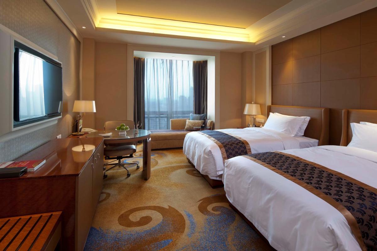Mainland Chinese Citizens - Twin Room photo 1