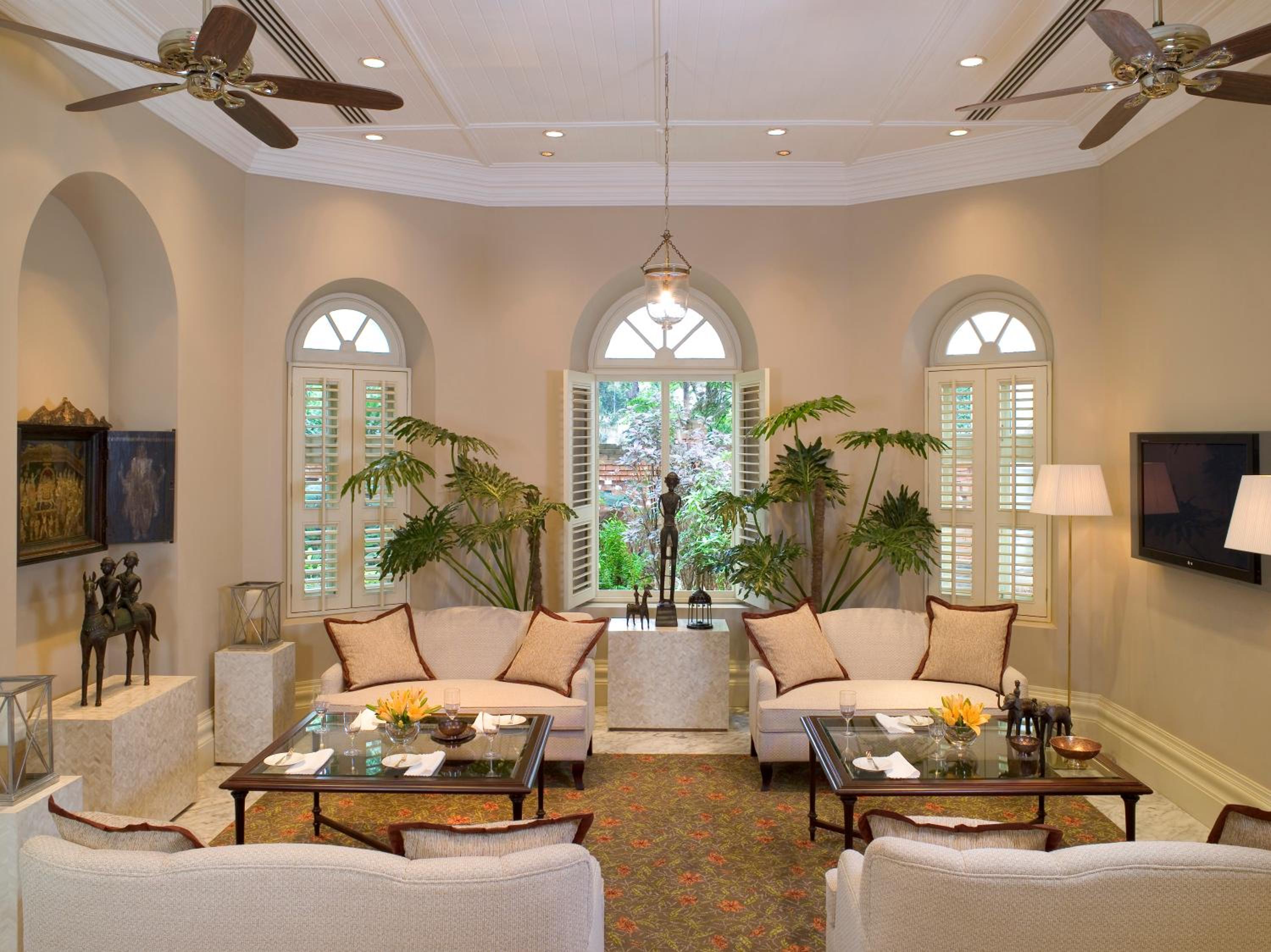 Taj Club Room - Photo 6