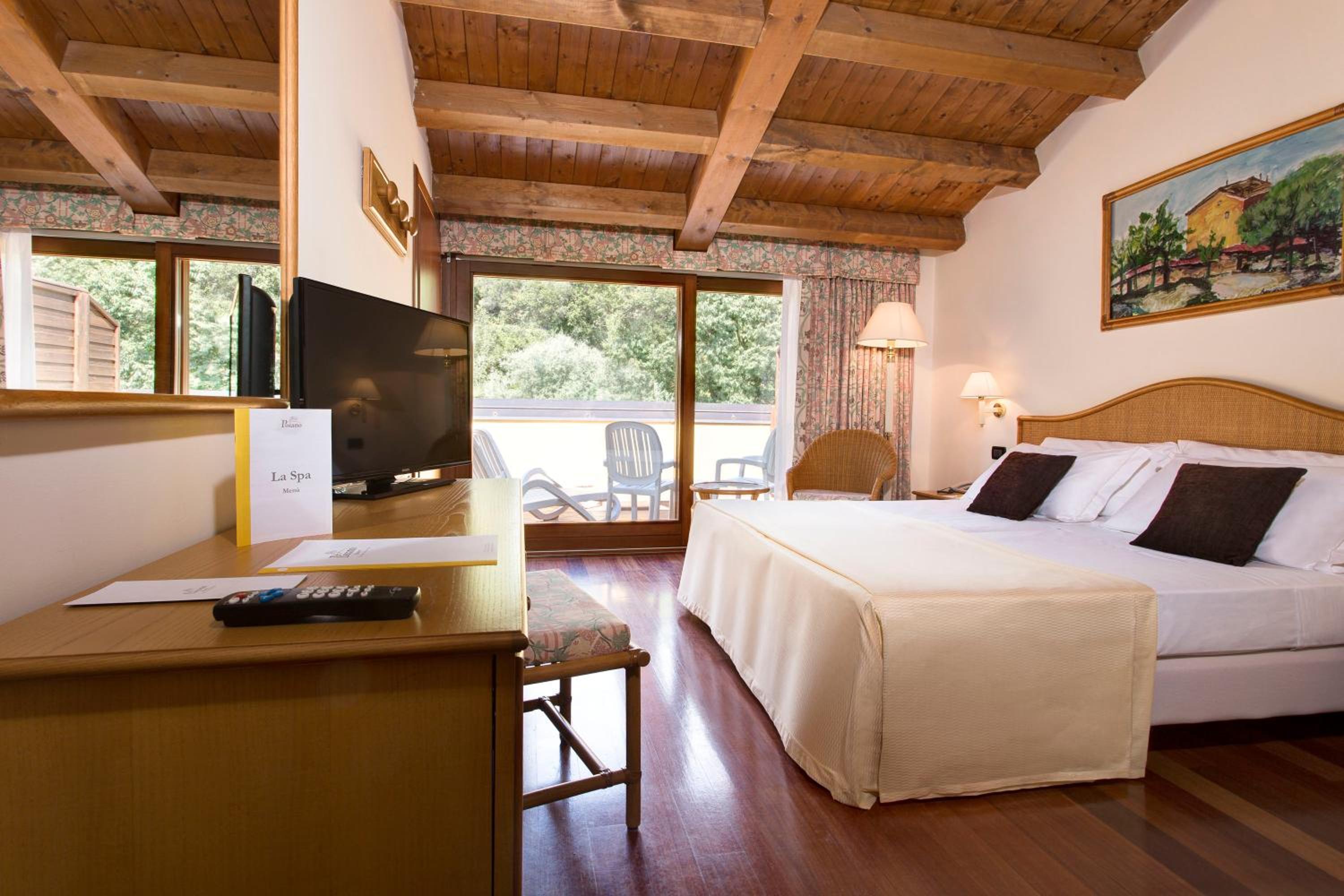 Double or Twin Room - Photo 1