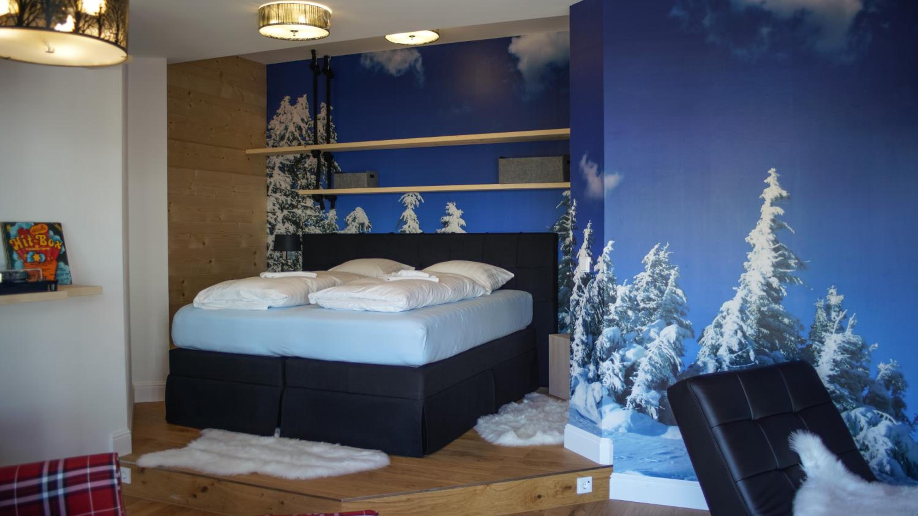 Deluxe King Room with Balcony