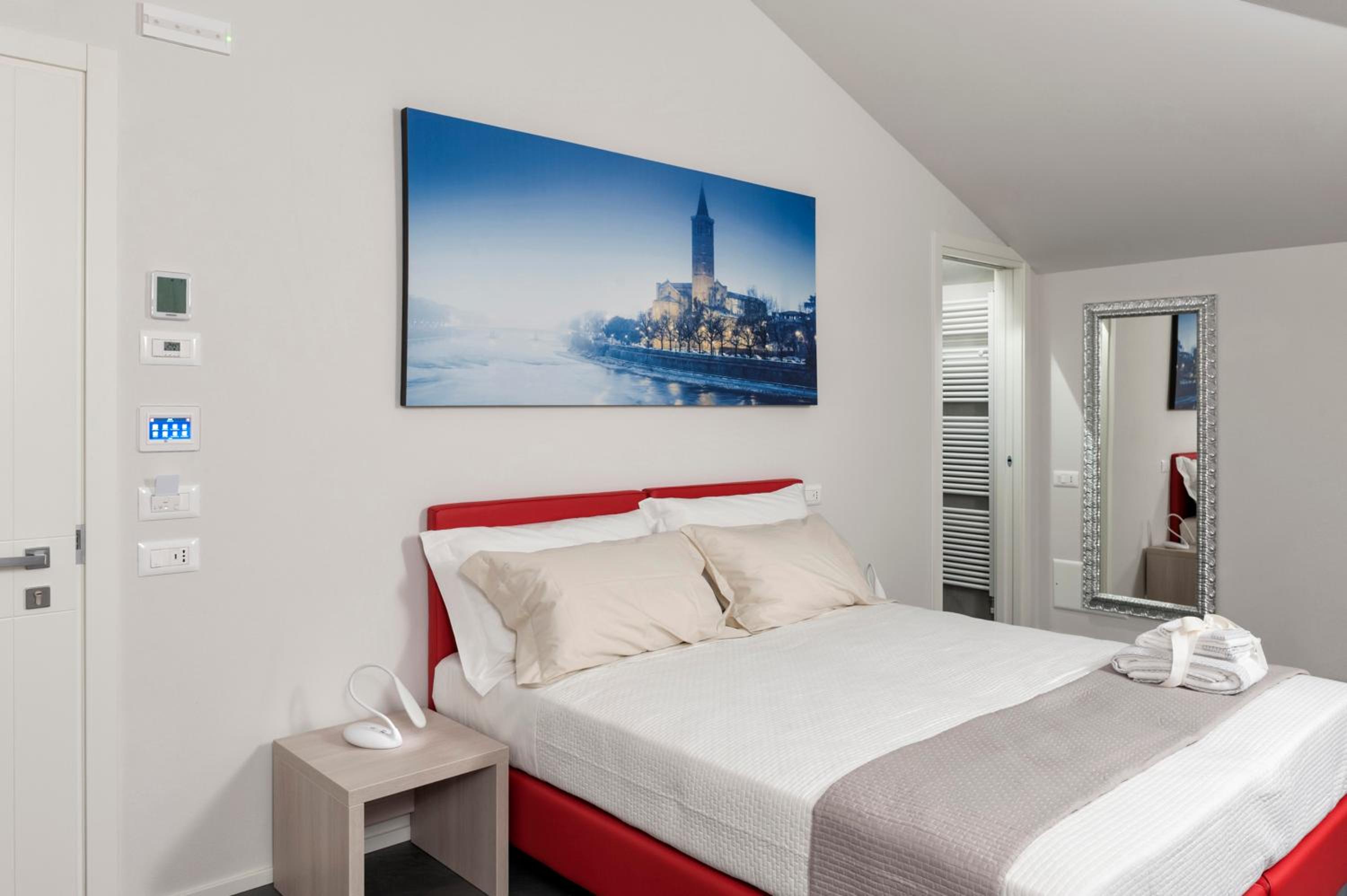 Triple Room with Private Bathroom - Photo 4