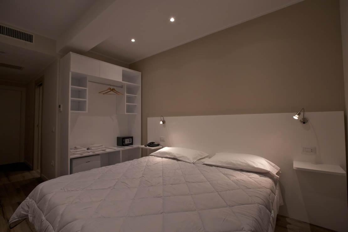 Twin Room photo 1