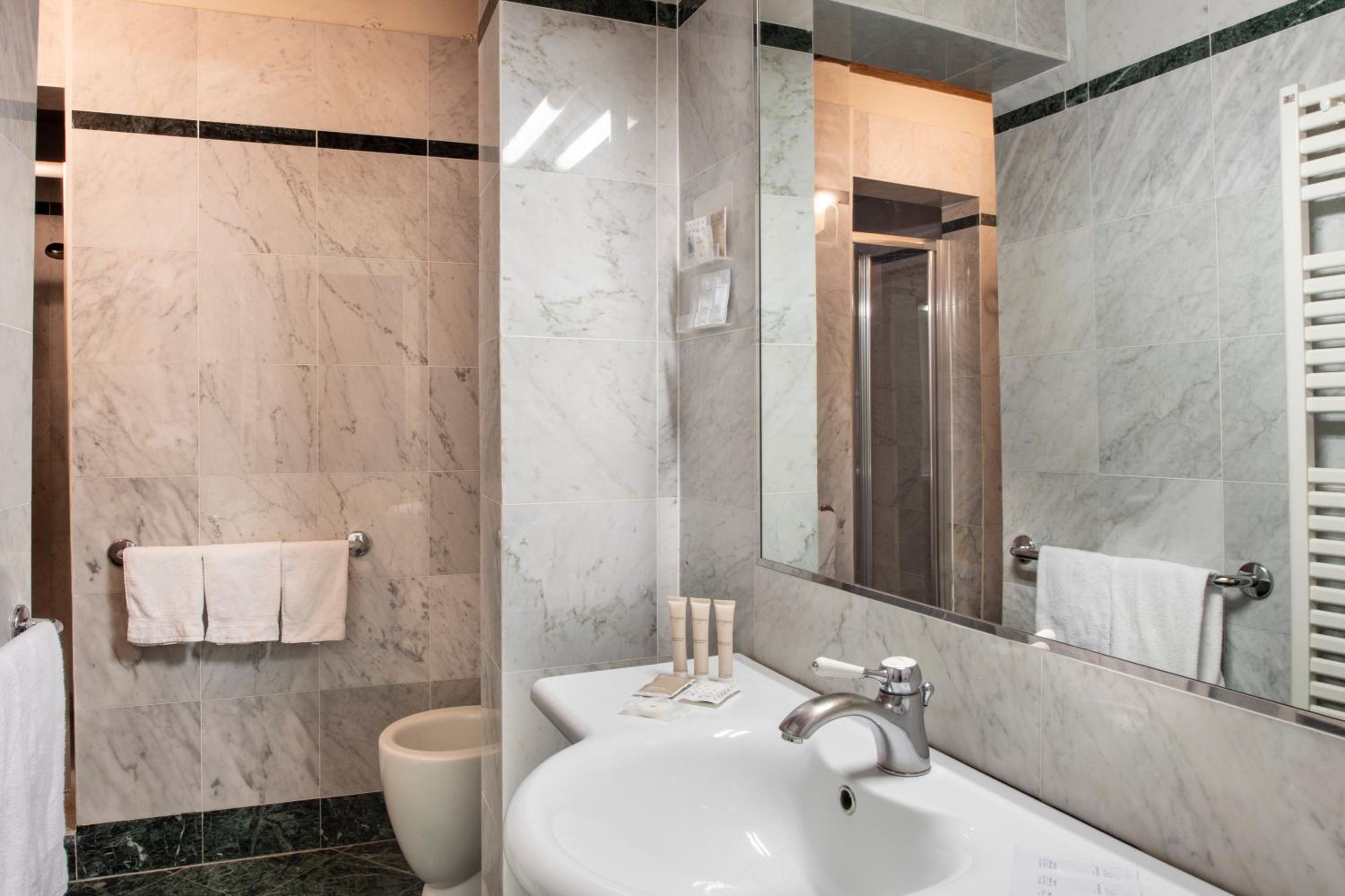 Double or Twin Room - Annex photo 2