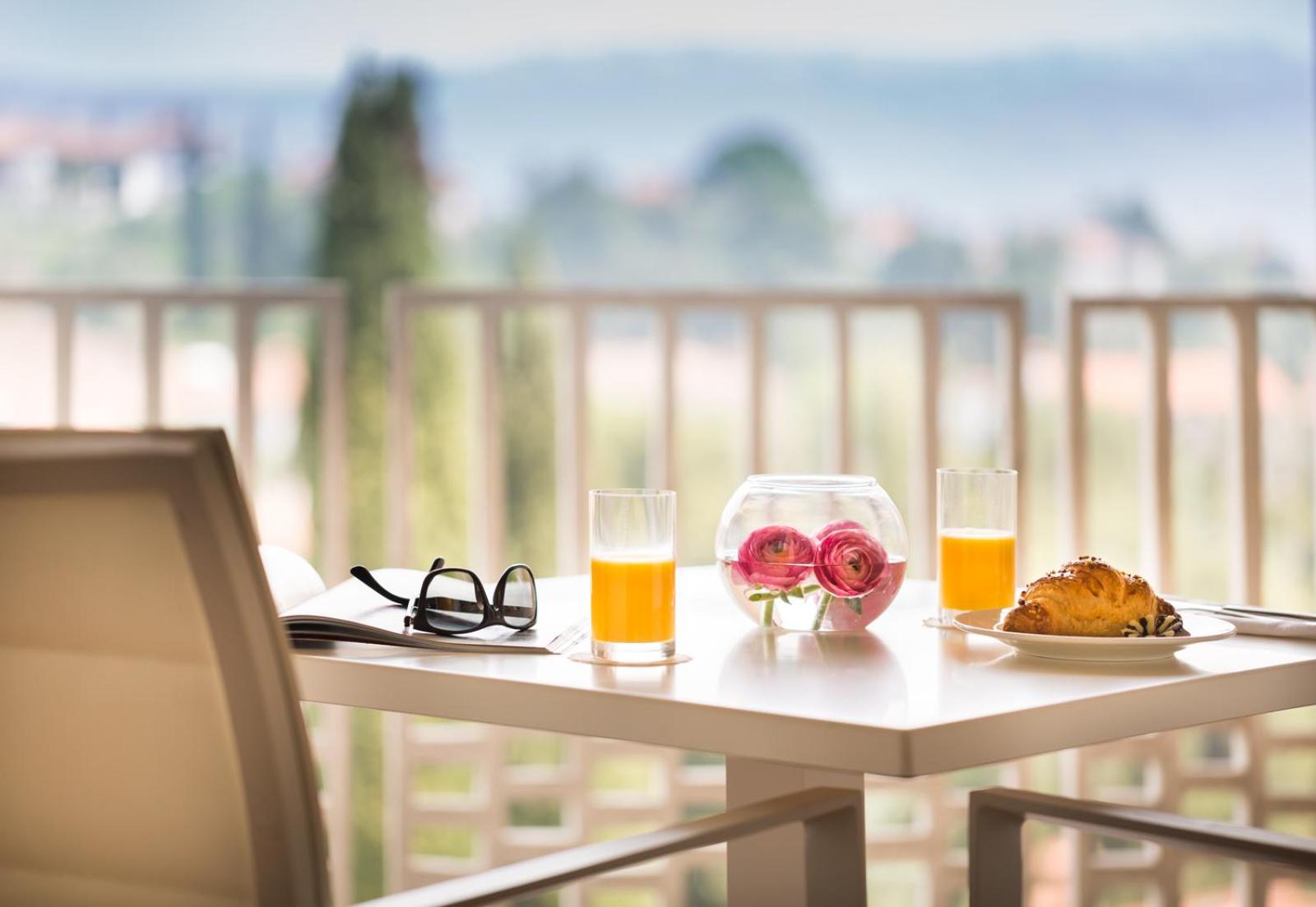 Suite with Park View and Balcony - Photo 4