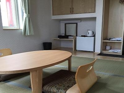 Twin Room with Private Bathroom photo 1