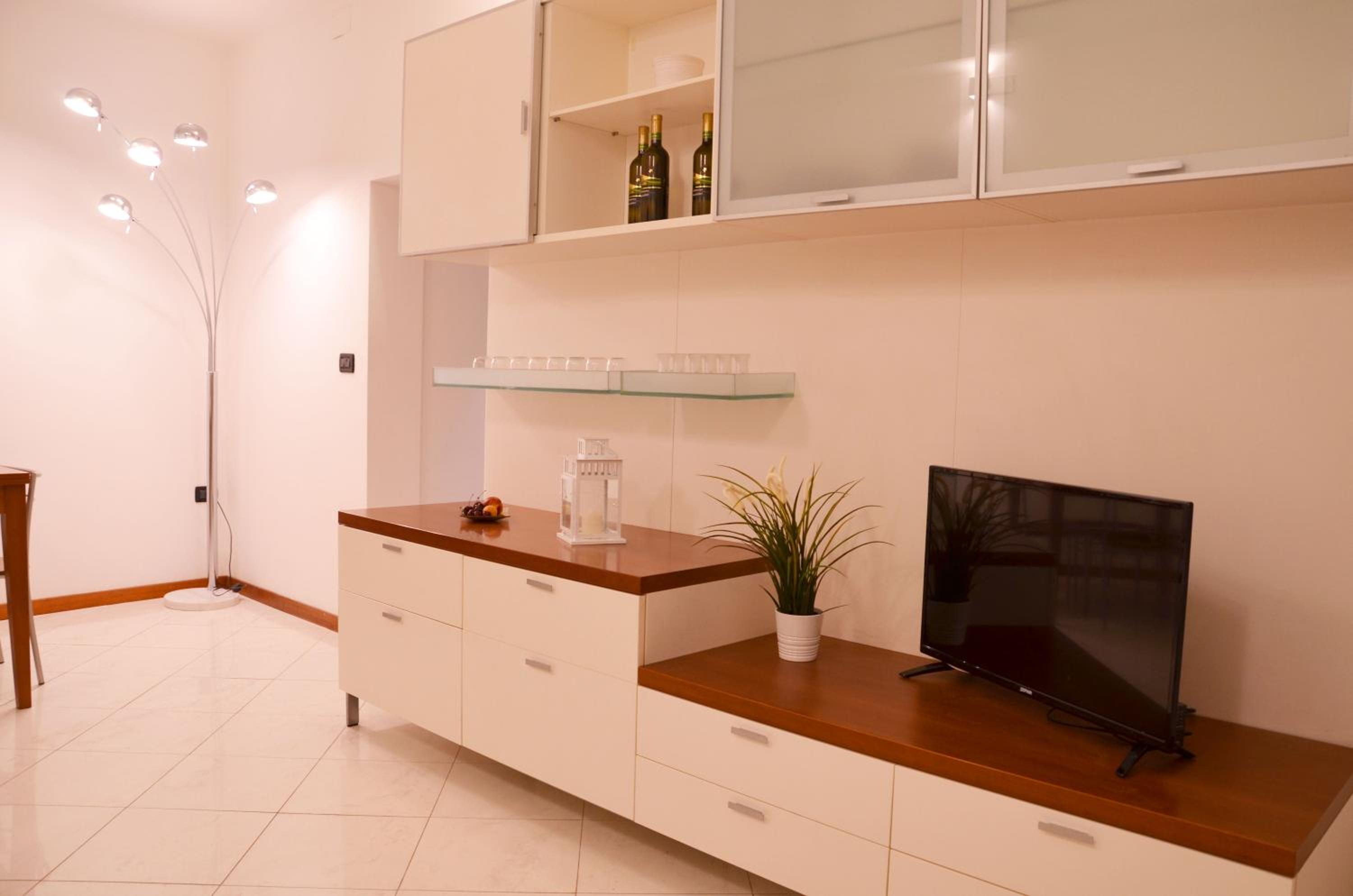 Apartment photo 1