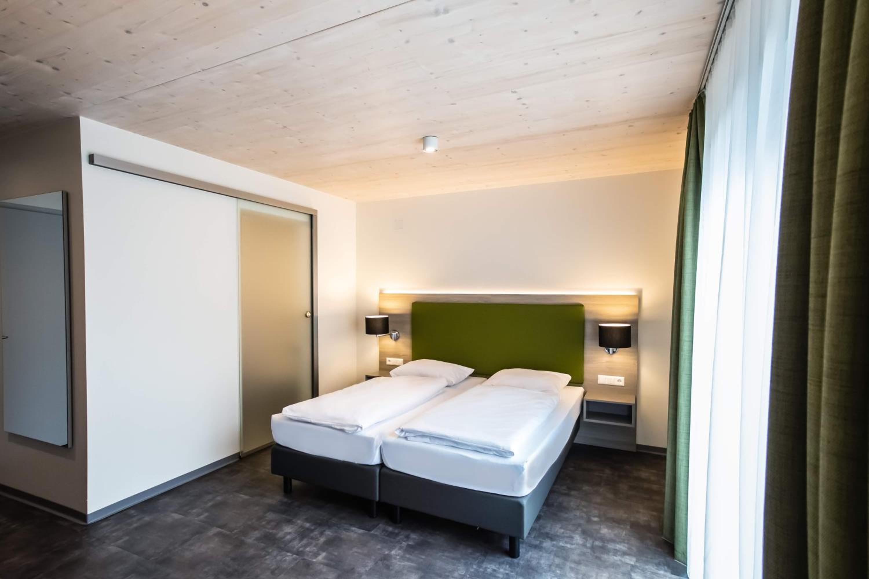 Double Room - Photo 2