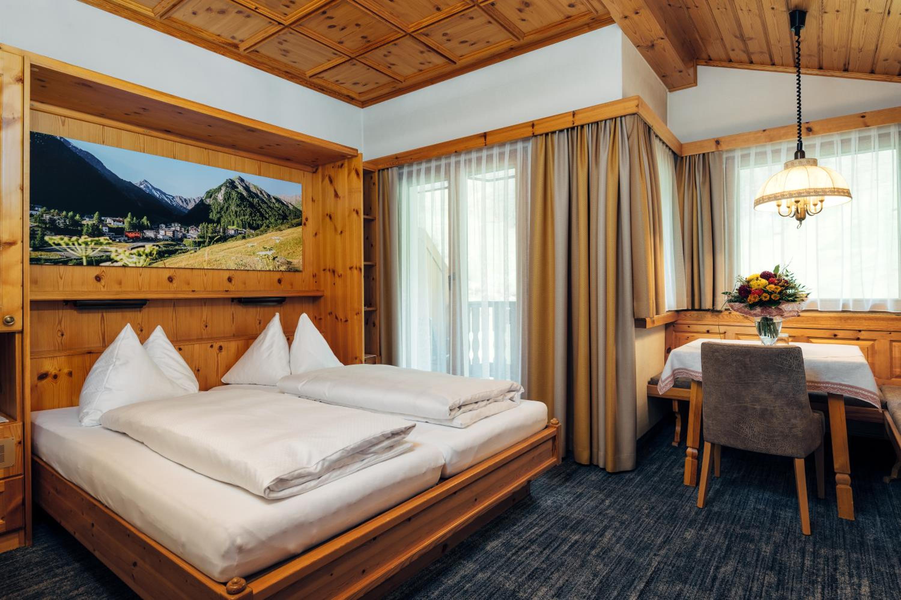 Standard Double Room with Balcony photo 3