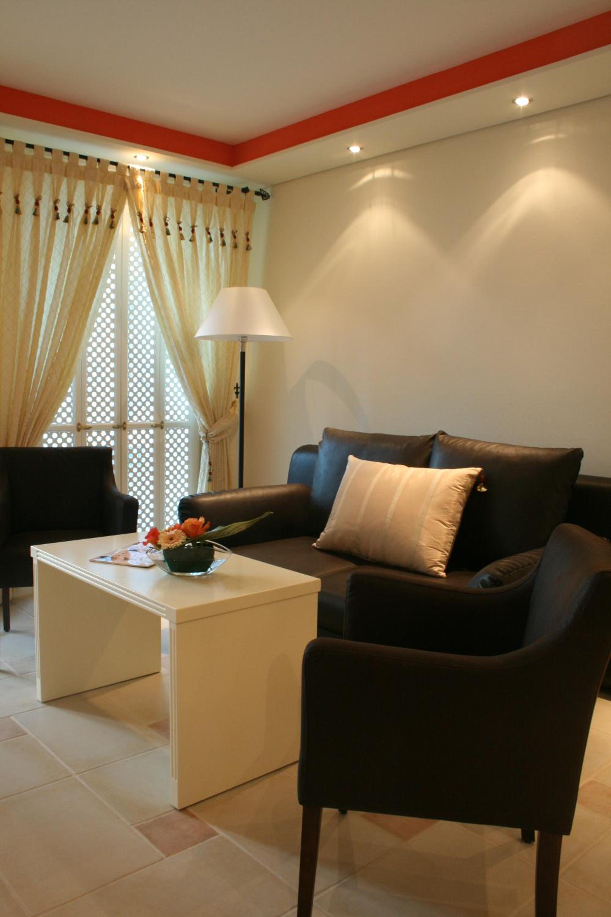 One-Bedroom Apartment - Photo 4