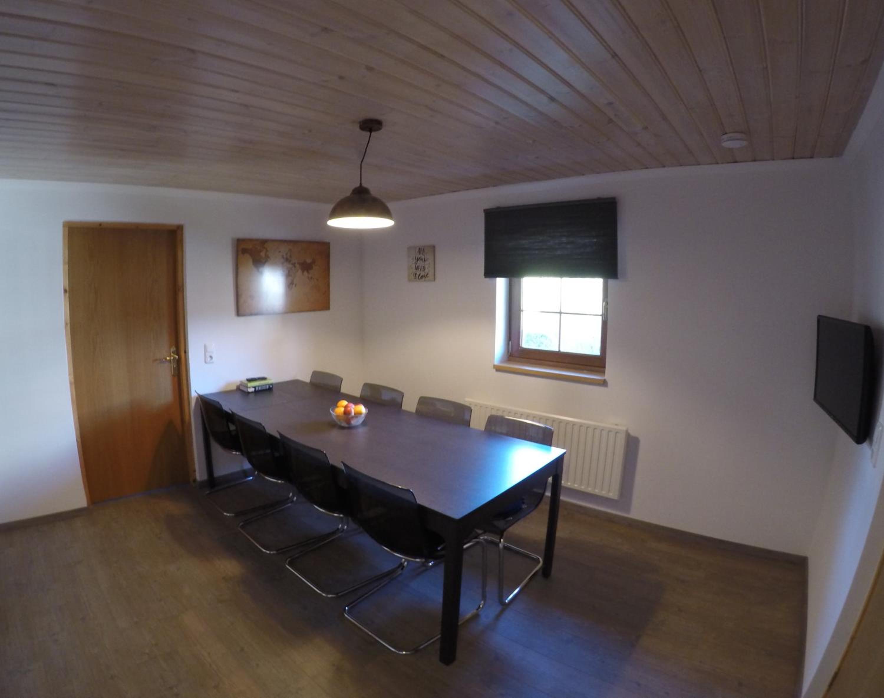 Four-Bedroom Apartment photo 3
