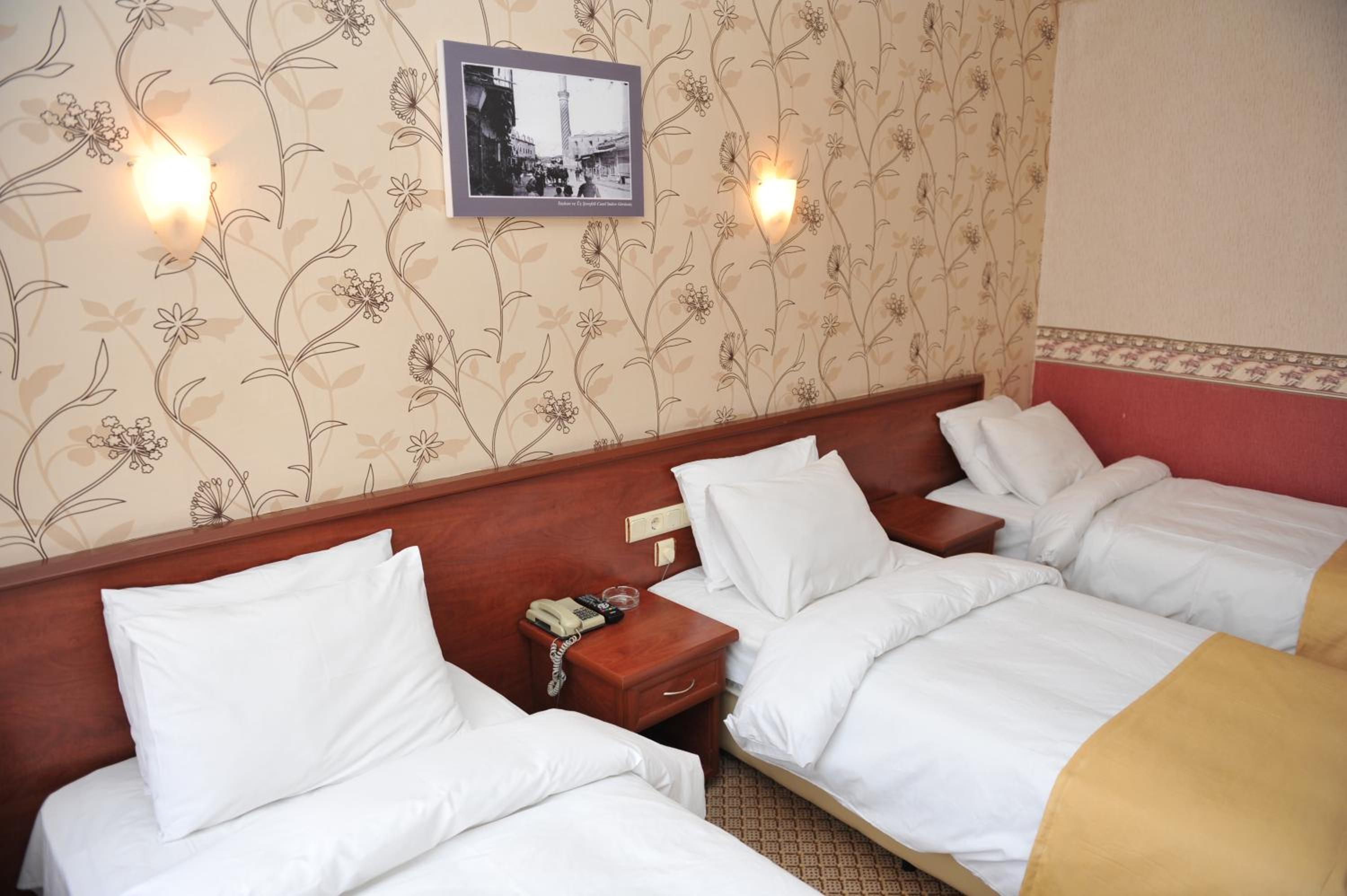 Standard Triple Room - Photo 8