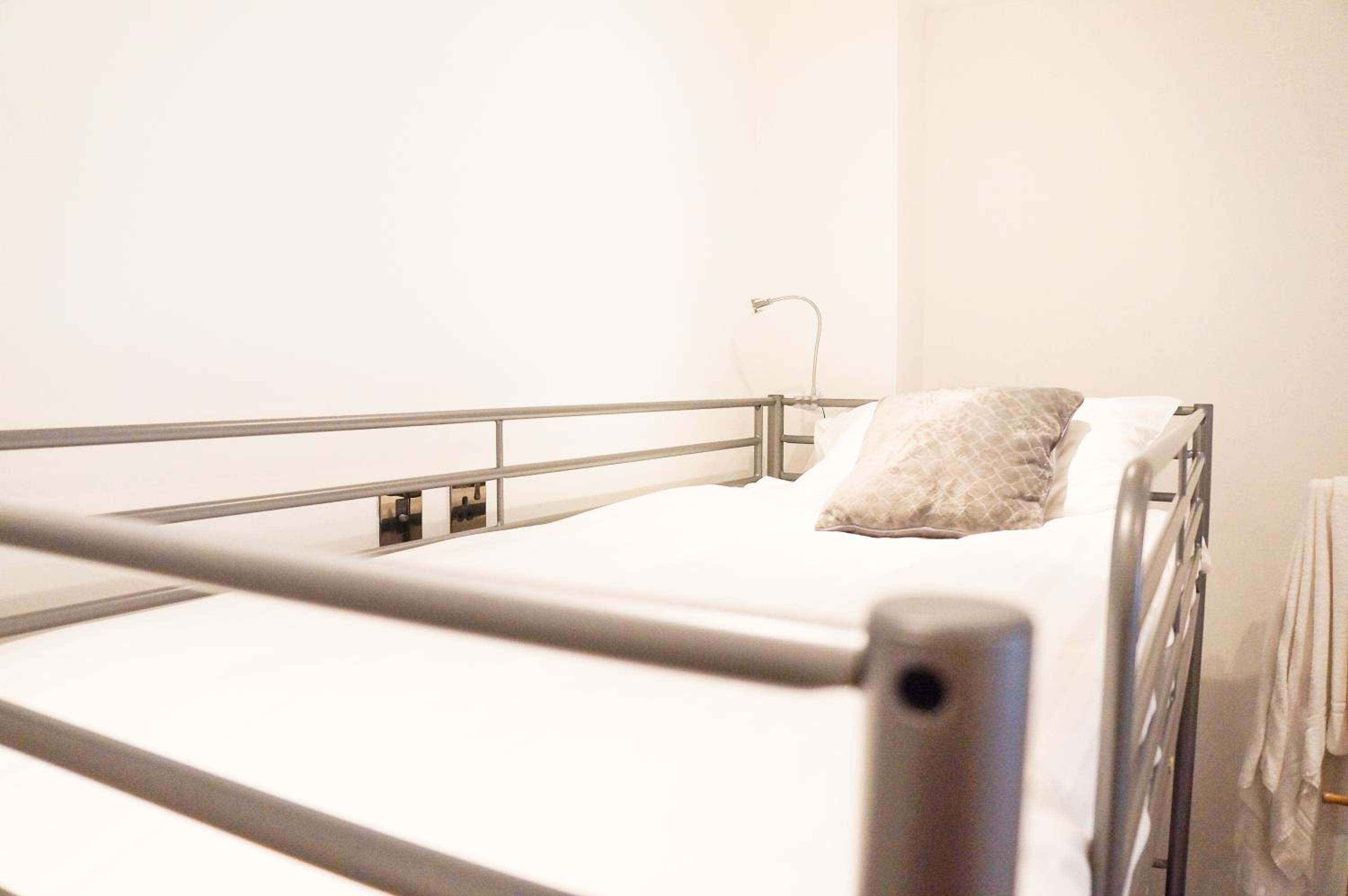 Bunk Bed in Female Dormitory Room   photo 1