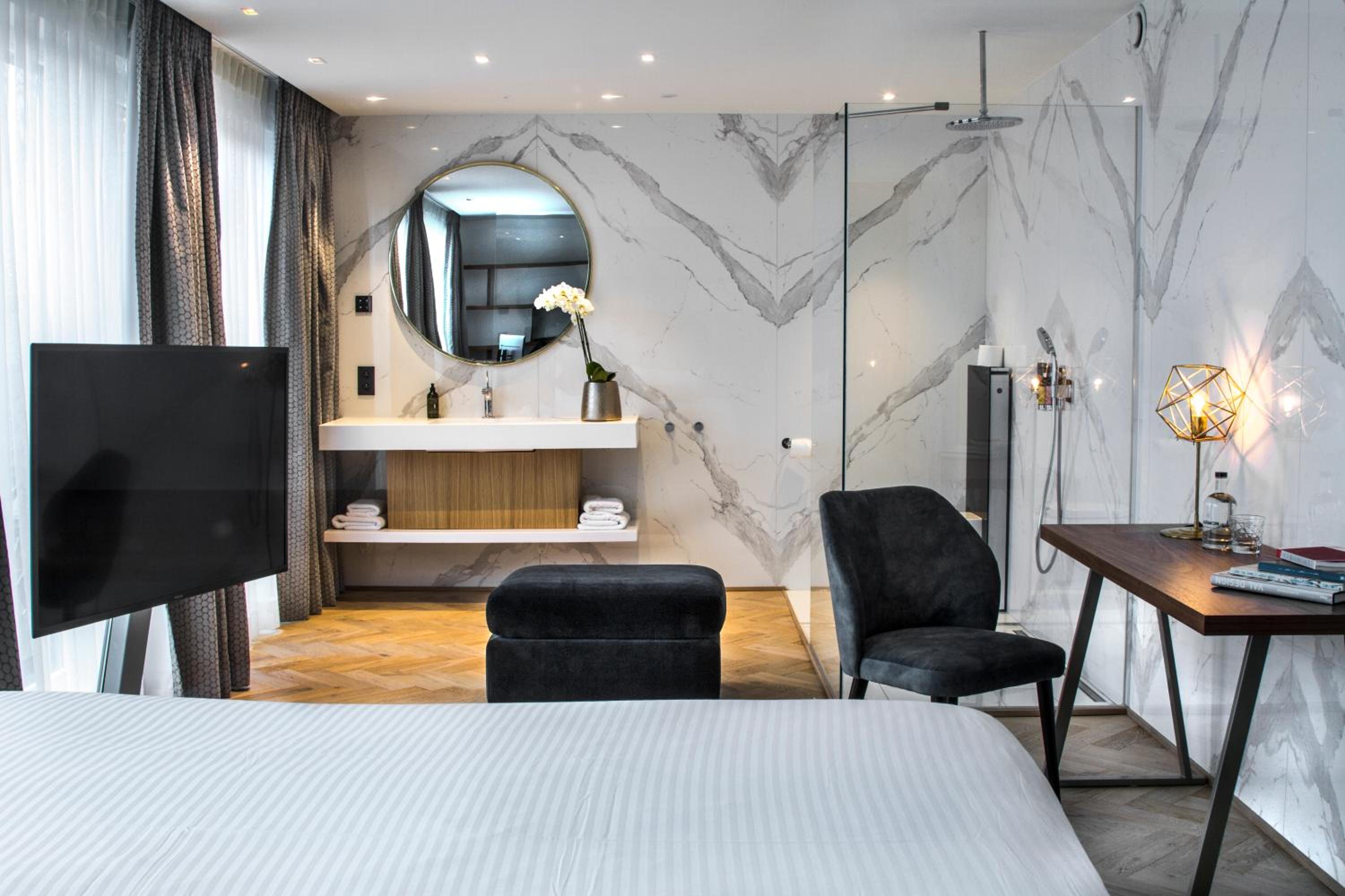 Suite with Balcony - Photo 1