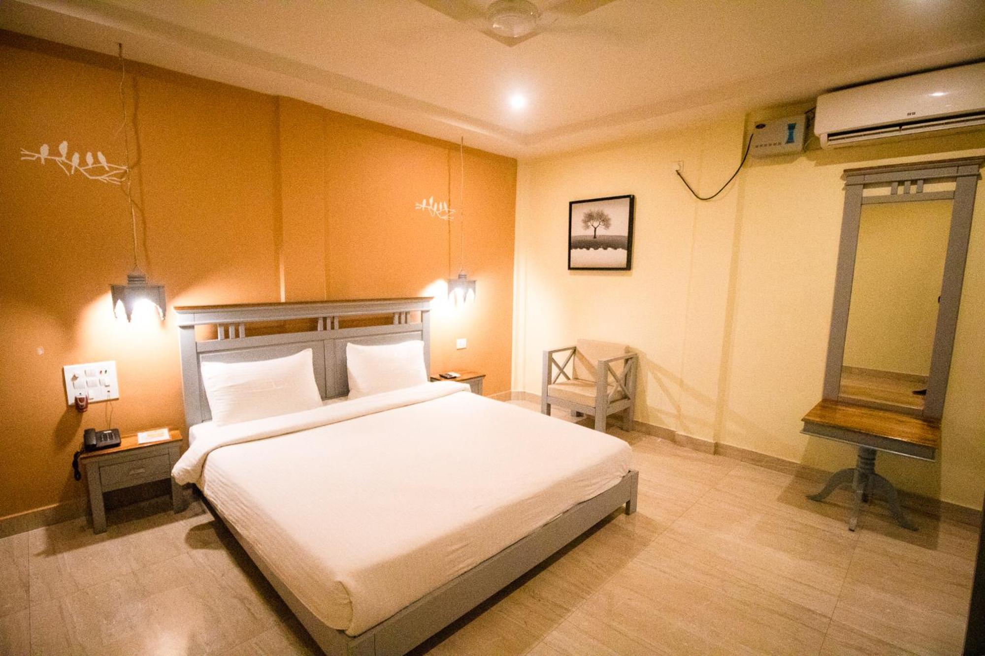 Superior King Room photo 2