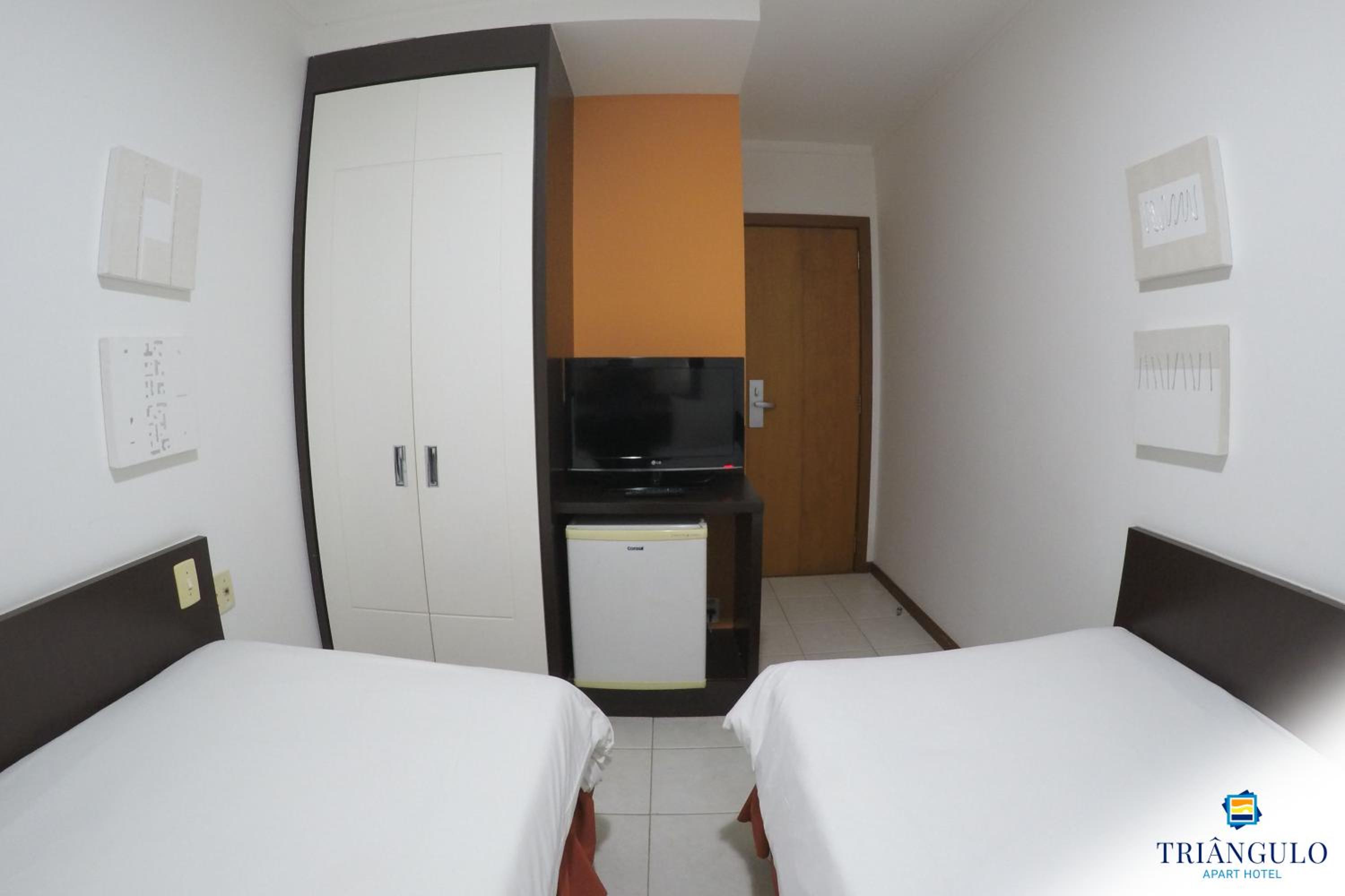 Superior Quadruple Room photo 2