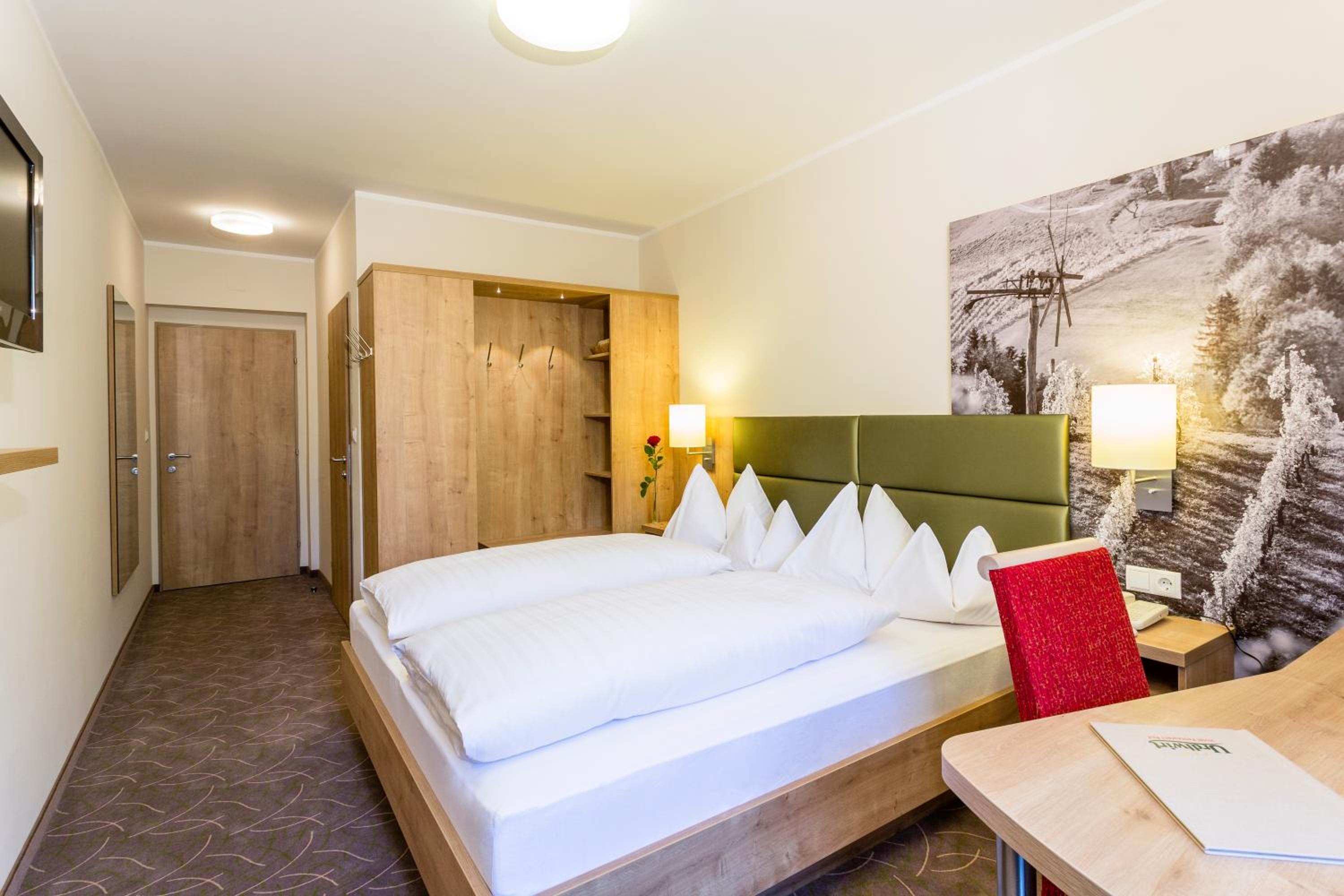 Standard Double Room with Air Conditioning