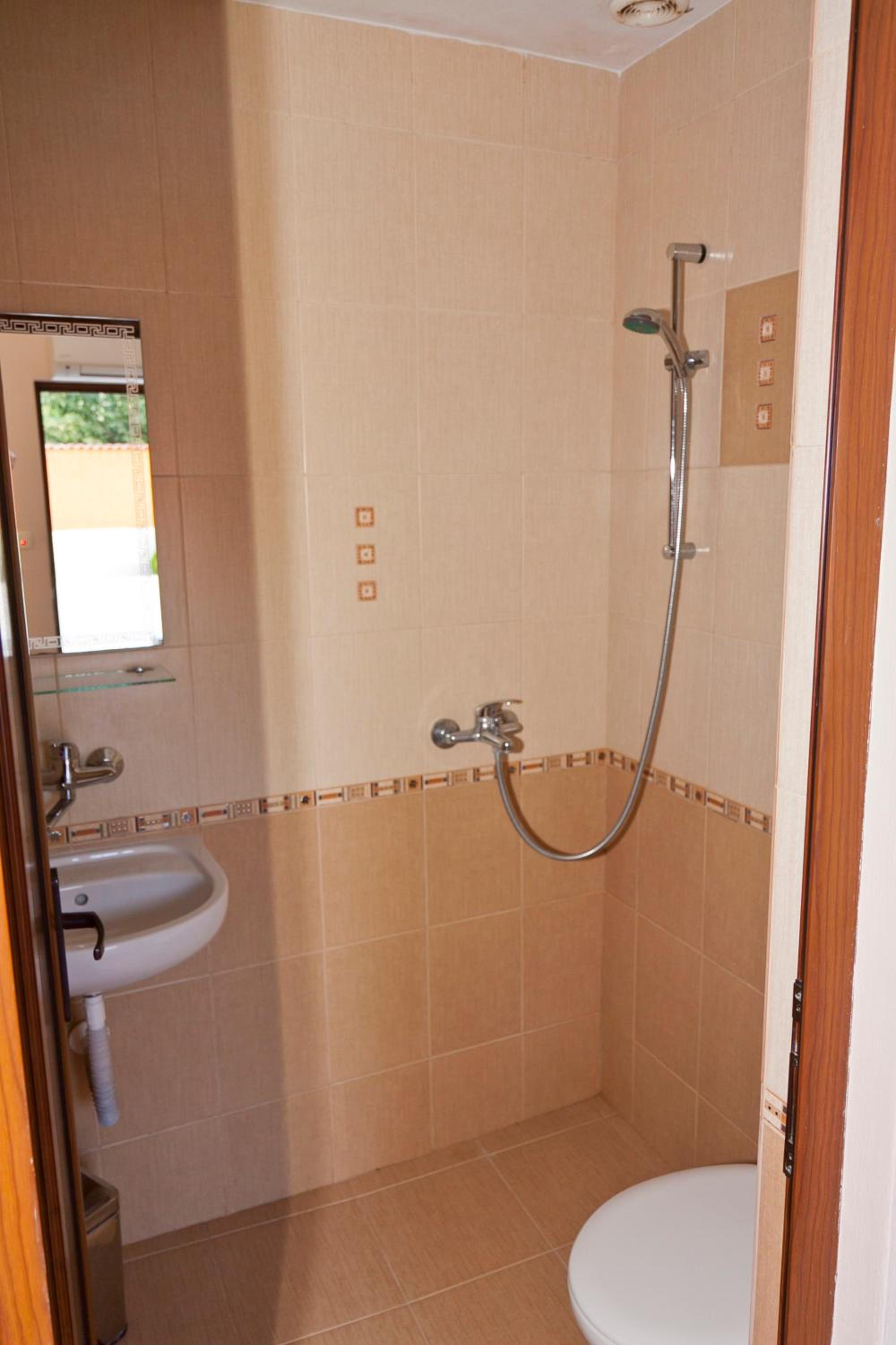 Comfort Double Room - Photo 12