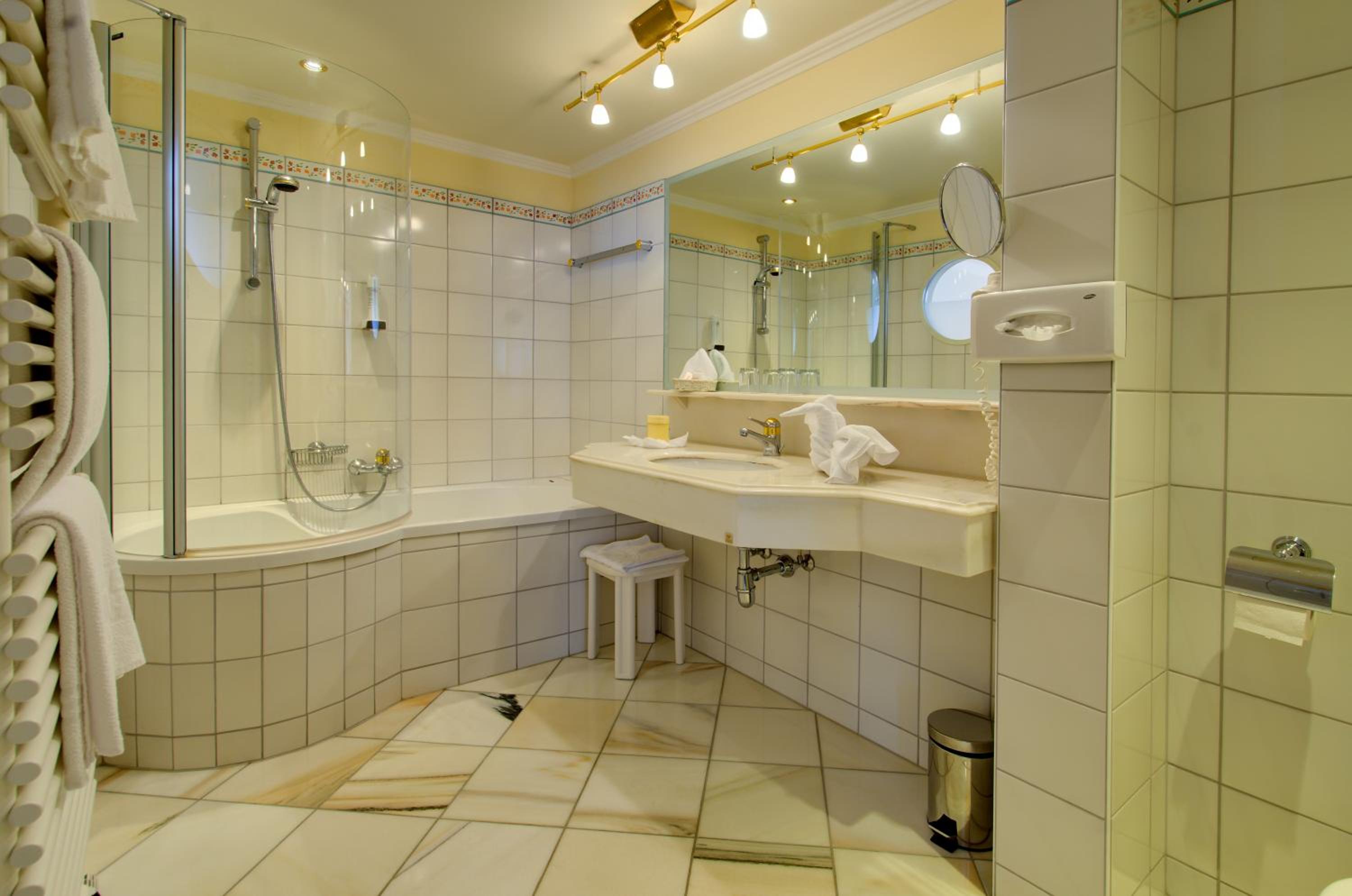 Deluxe Double Room photo 2
