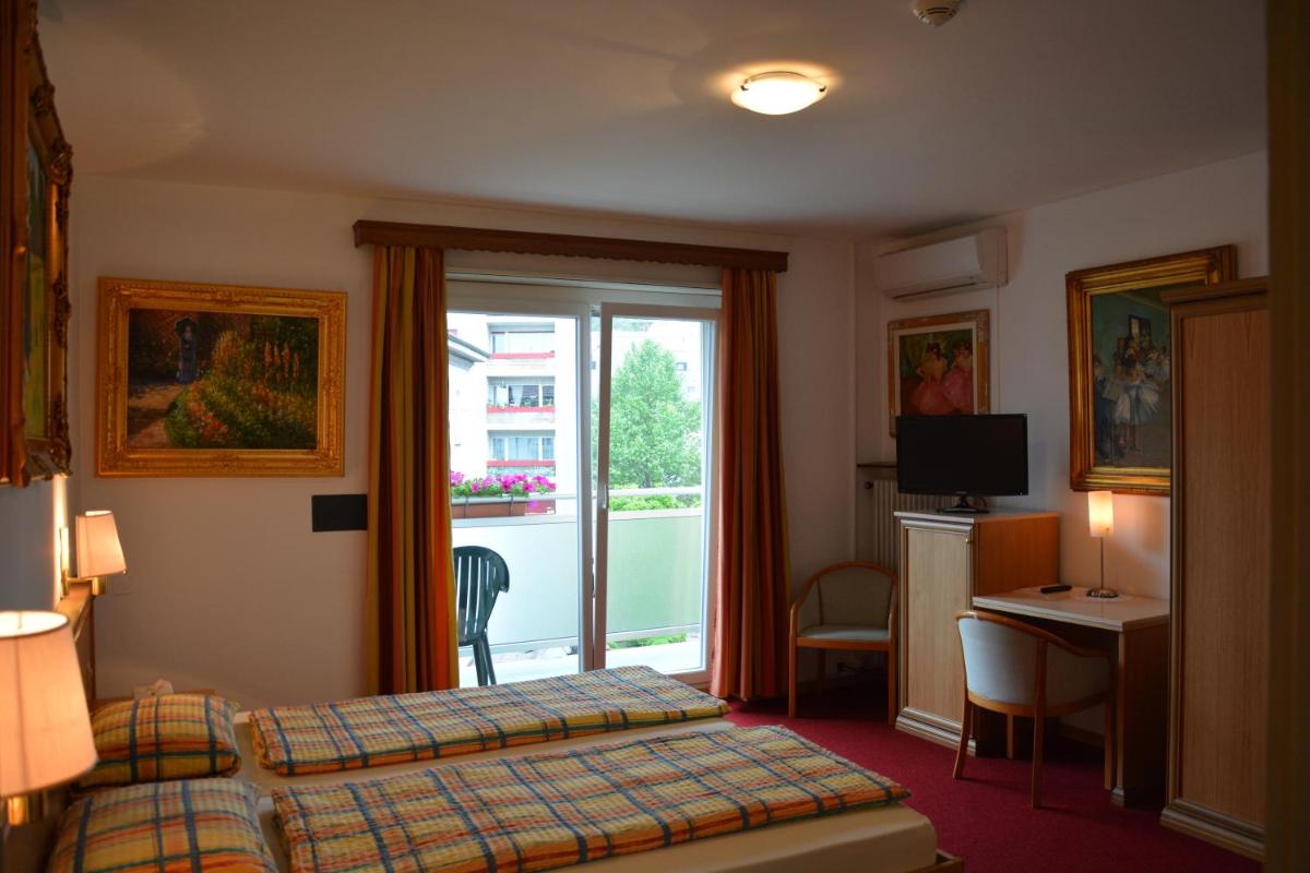 Deluxe Double Room photo 3