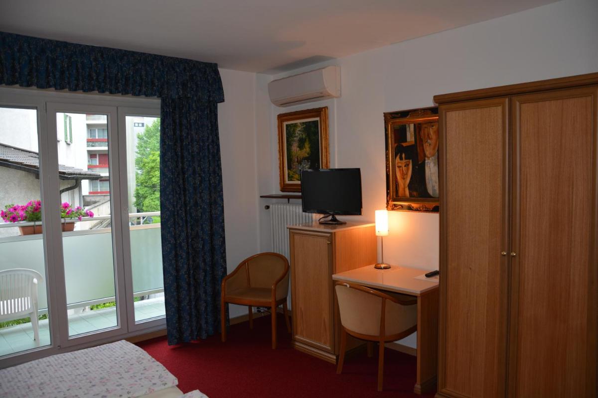 Standard Double Room photo 2
