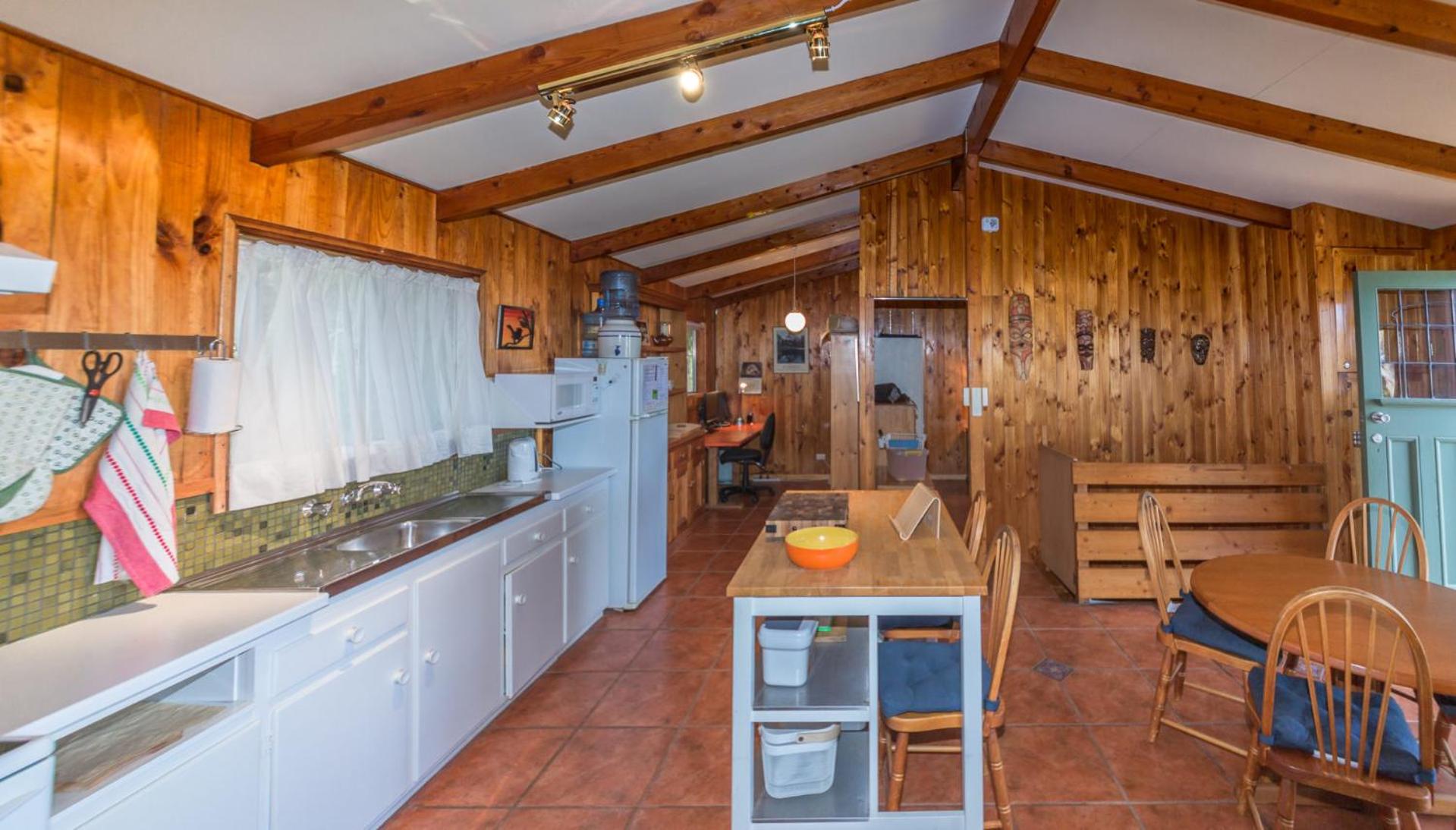 Two-Bedroom House photo 2