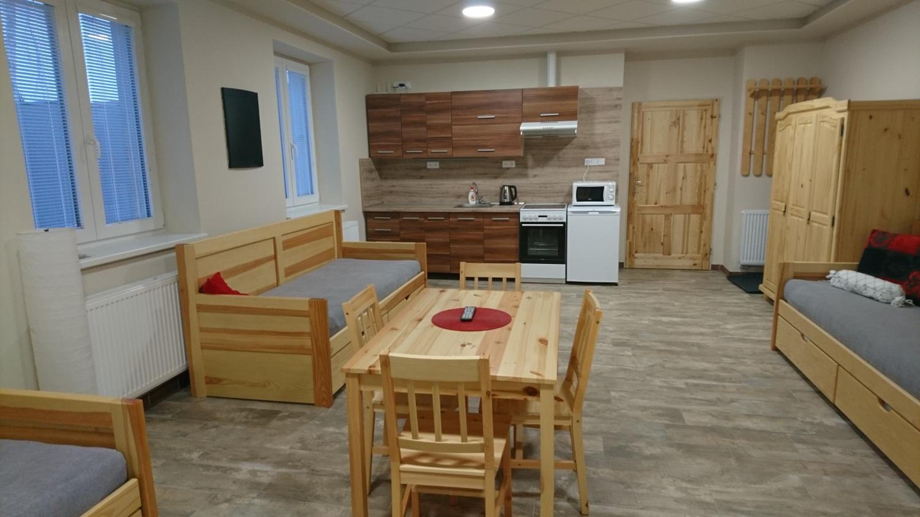 Studio Apartment - Photo 7