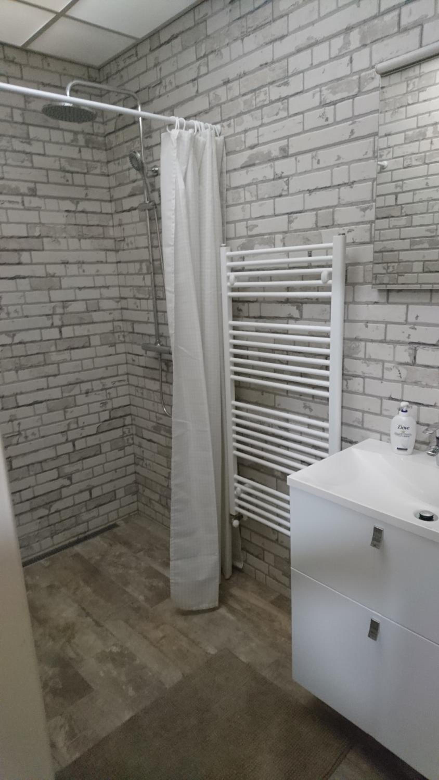 Studio Apartment - Photo 9