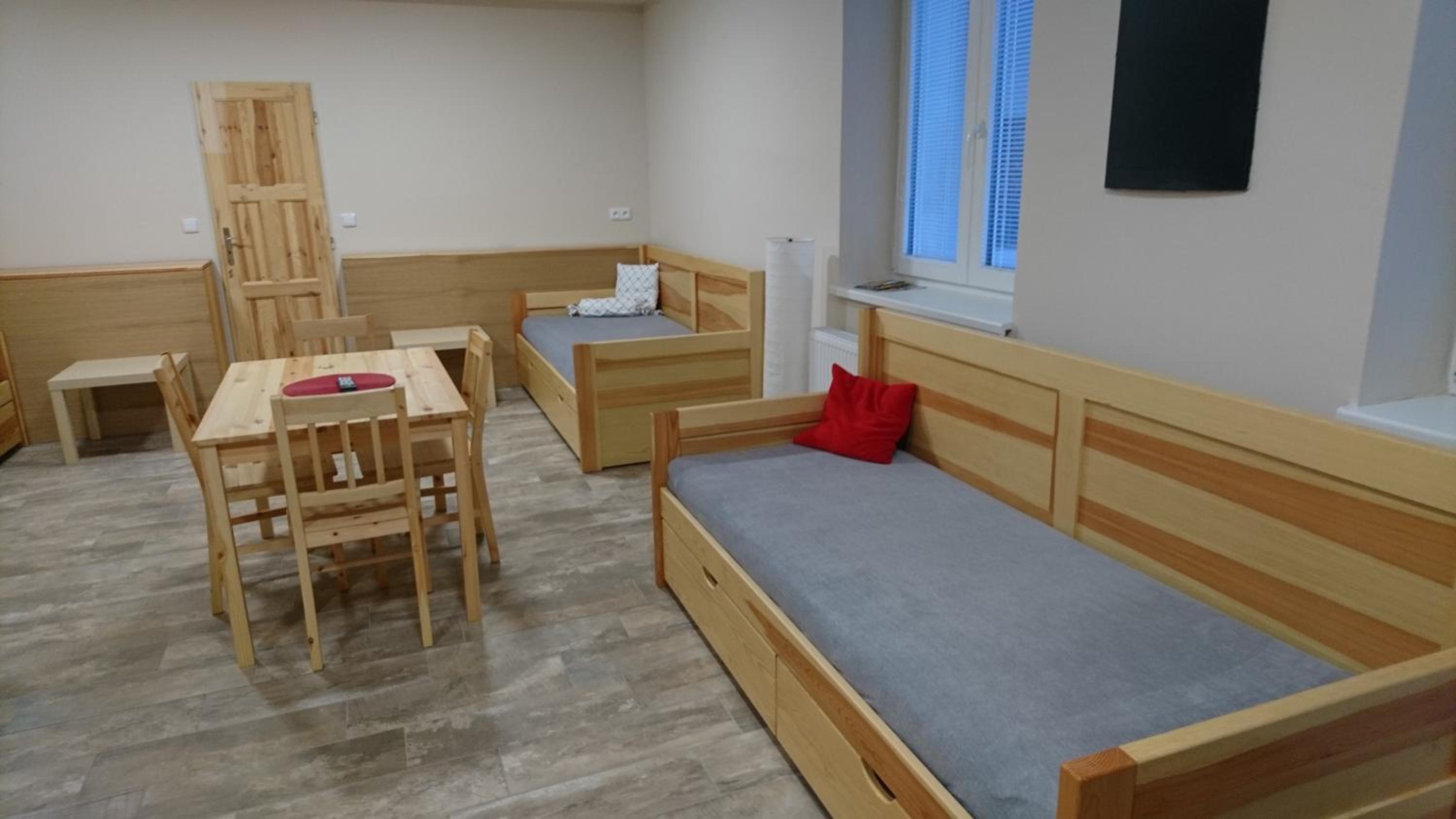 Studio Apartment - Photo 3