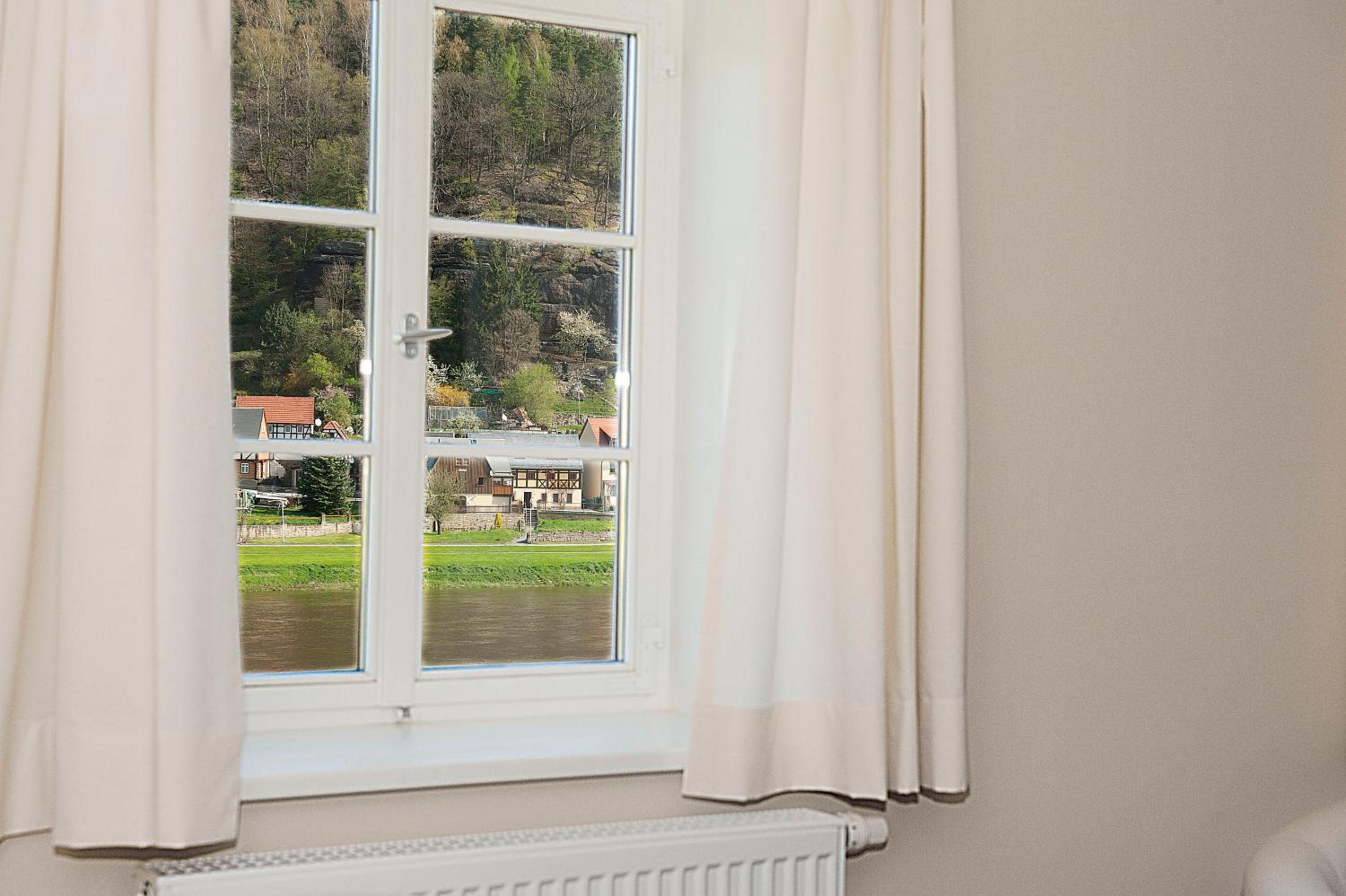 Apartment with Terrace photo 2