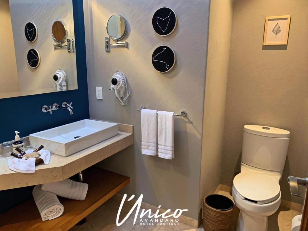 Deluxe Suite - Photo 5