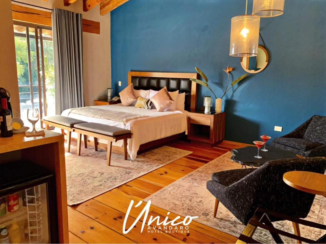 Deluxe Suite - Photo 1