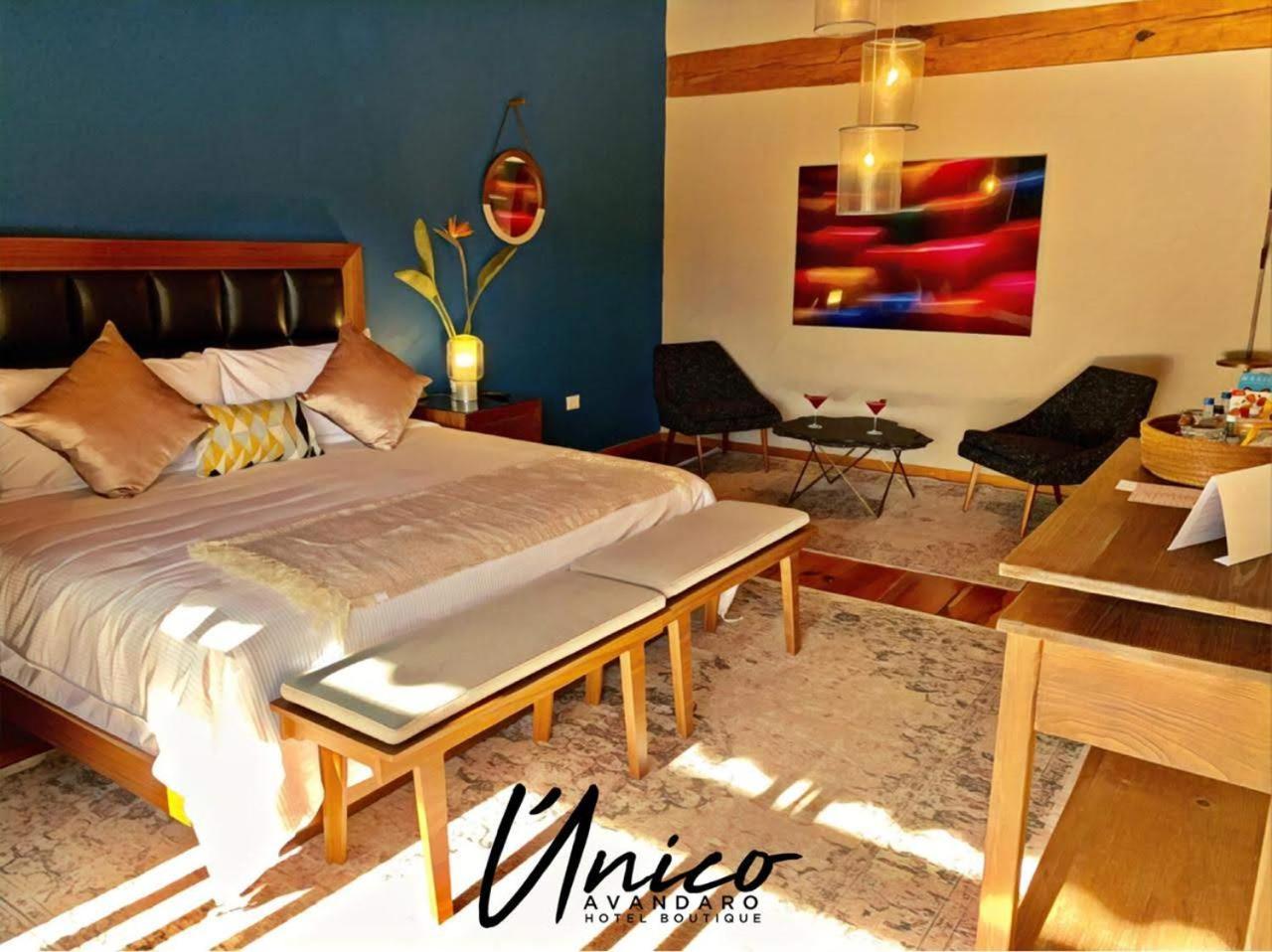 Deluxe Suite - Photo 16