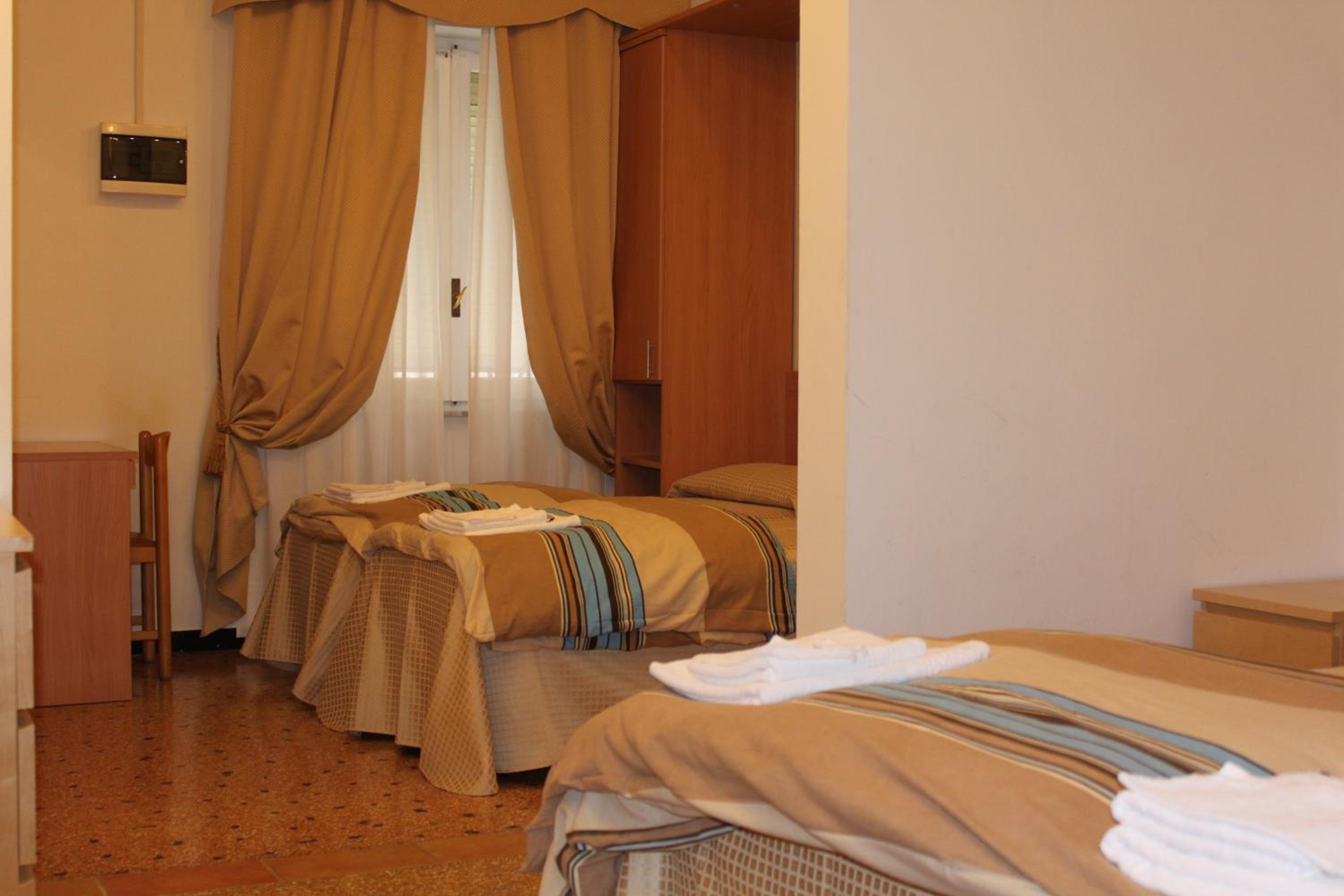Quadruple Room photo 1