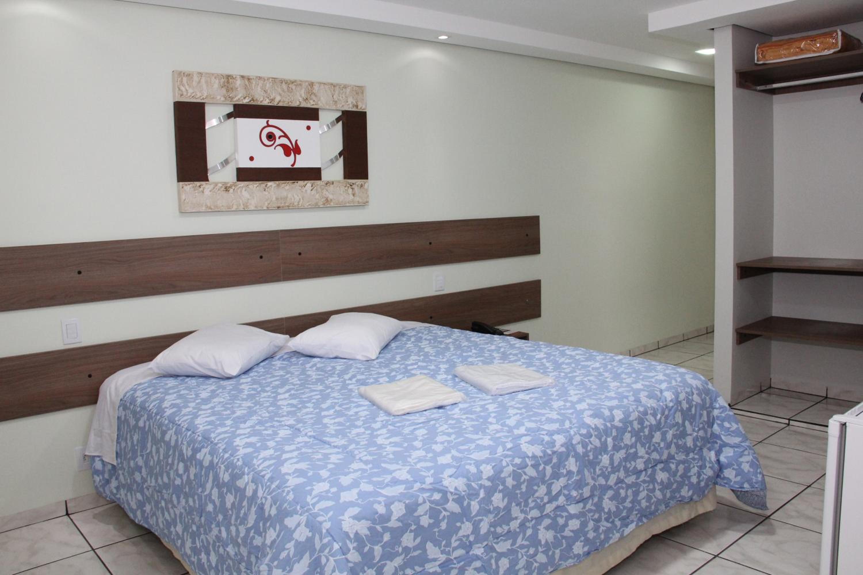 Deluxe Room - Photo 3