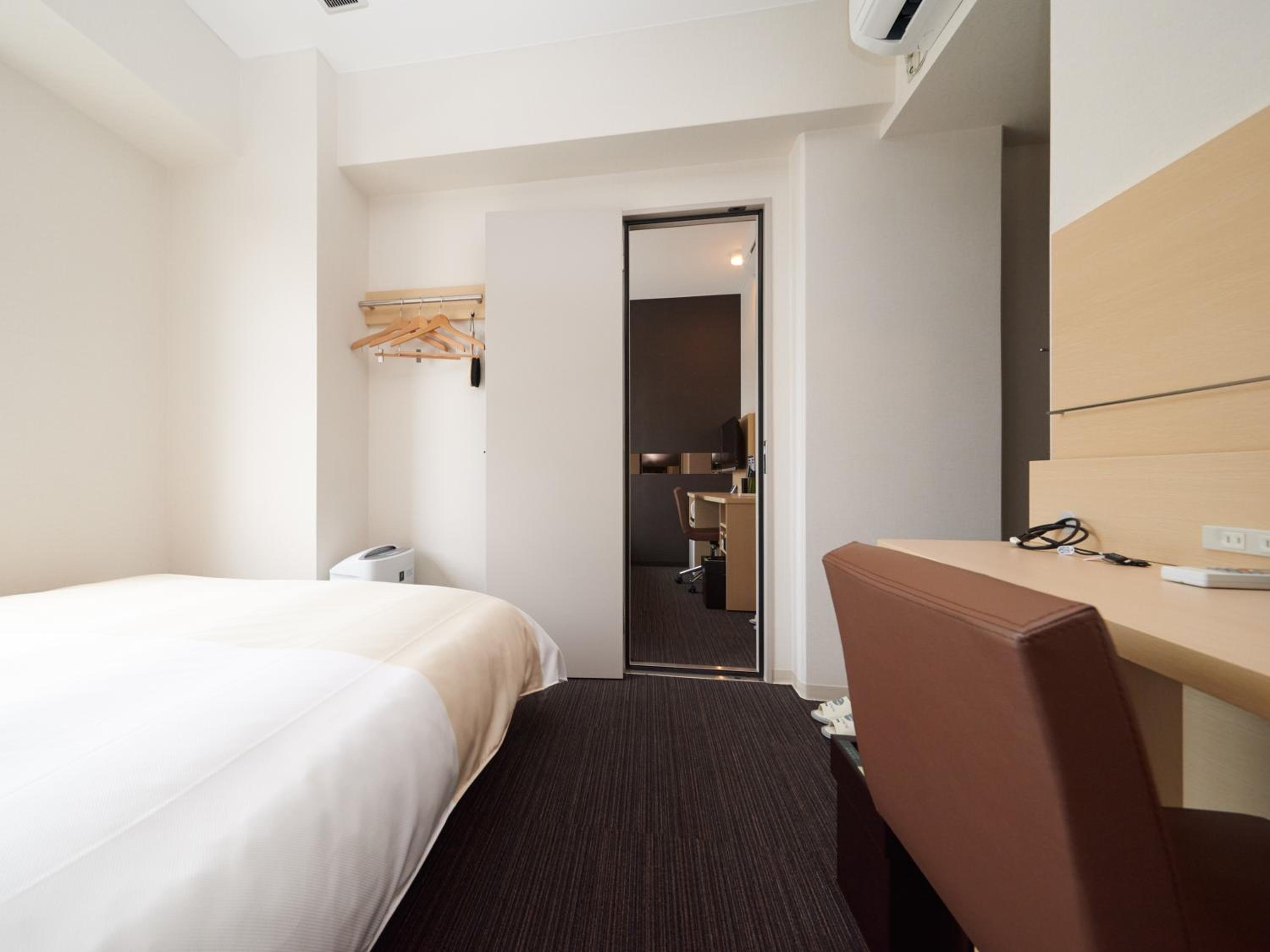 Standard Connecting Room -Smoking photo 3