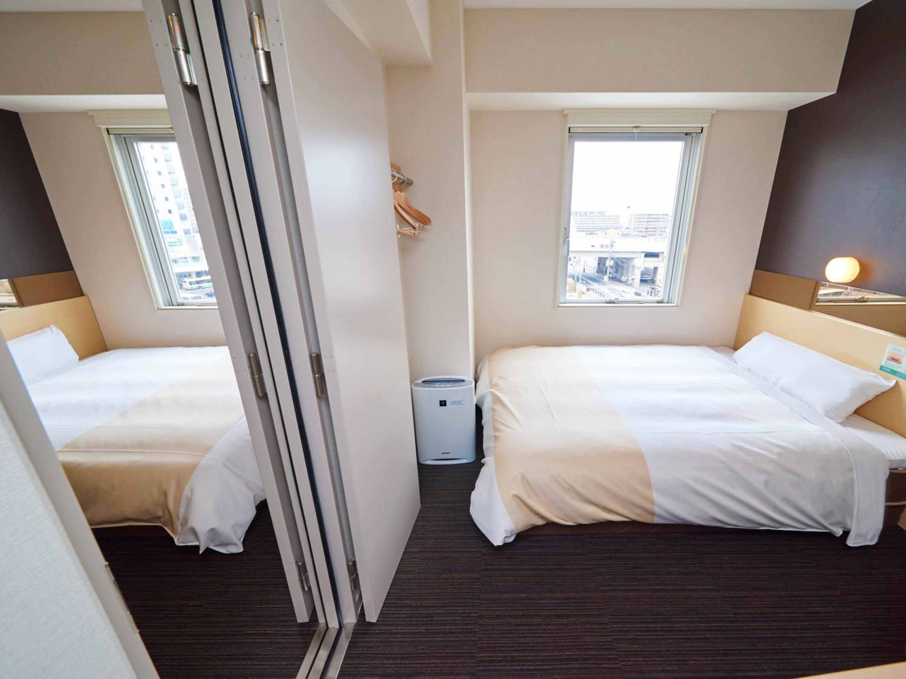 Standard Connecting Room - Non-Smoking