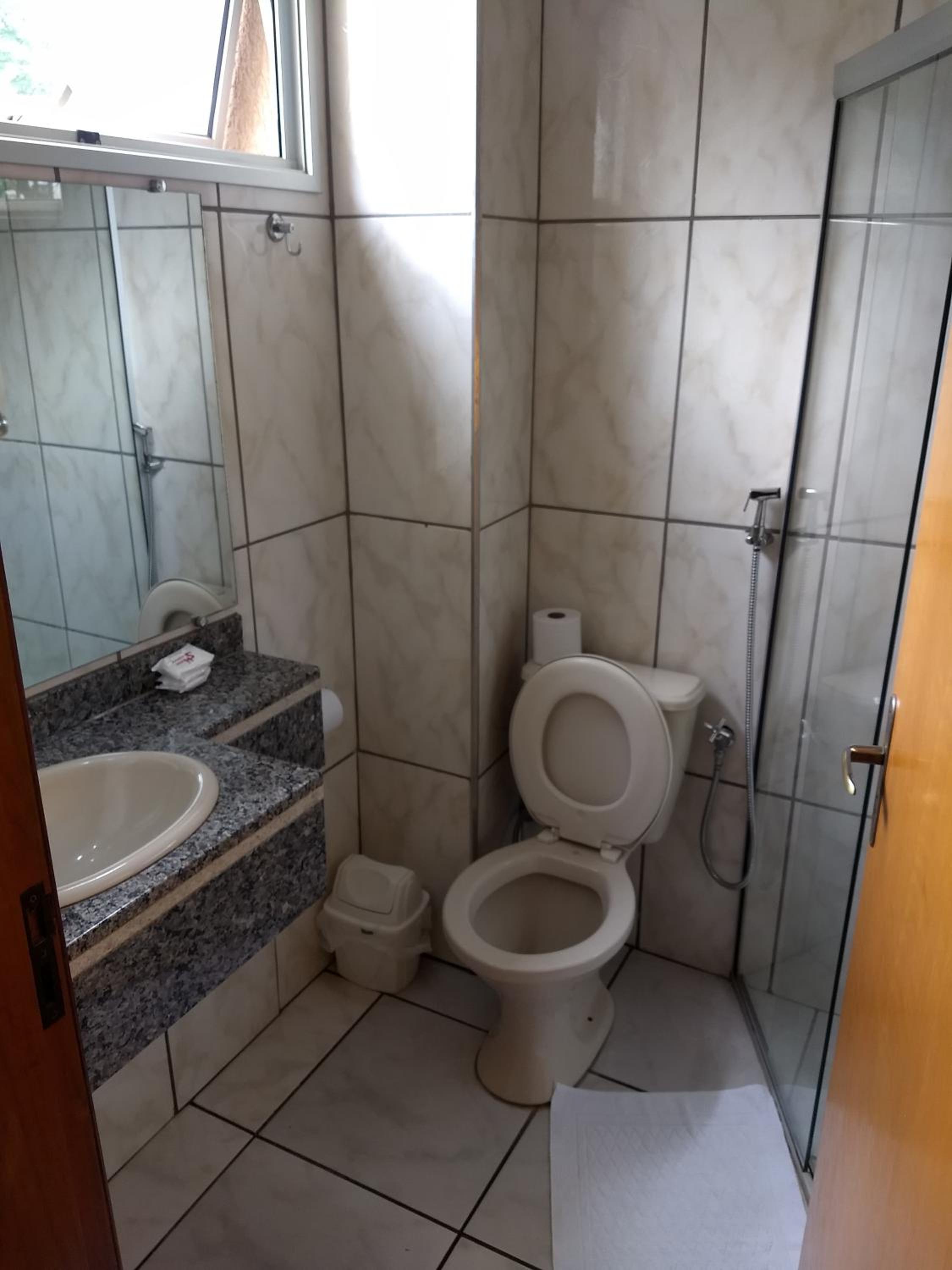 Standard Triple Room - Photo 3
