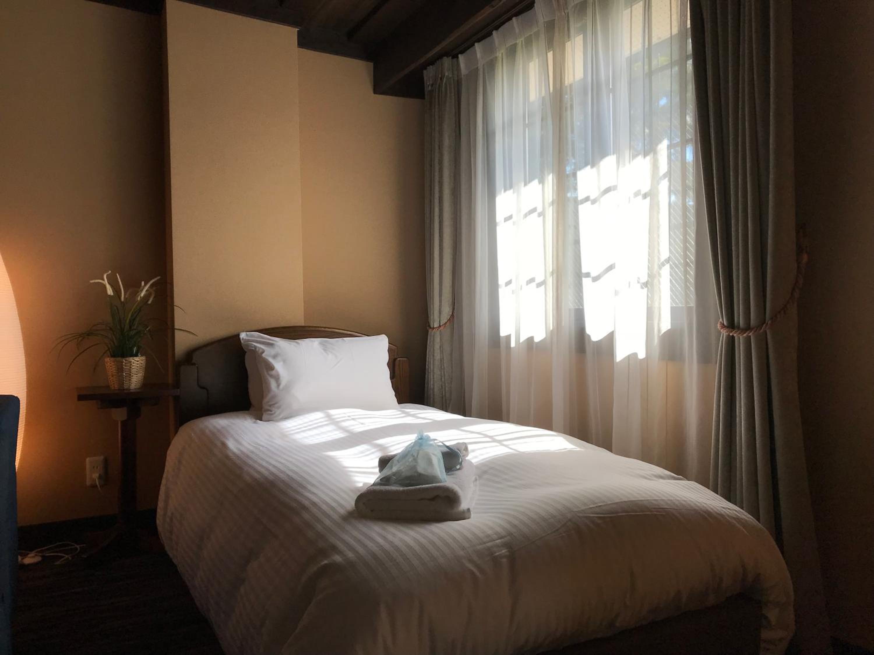 Deluxe Room - Main Building - Non-Smoking