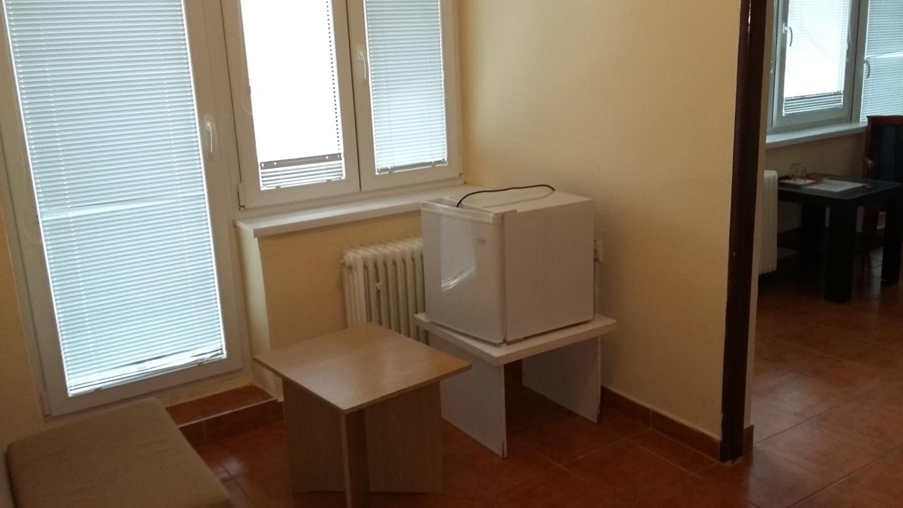 One-Bedroom Apartment with Balcony photo 2