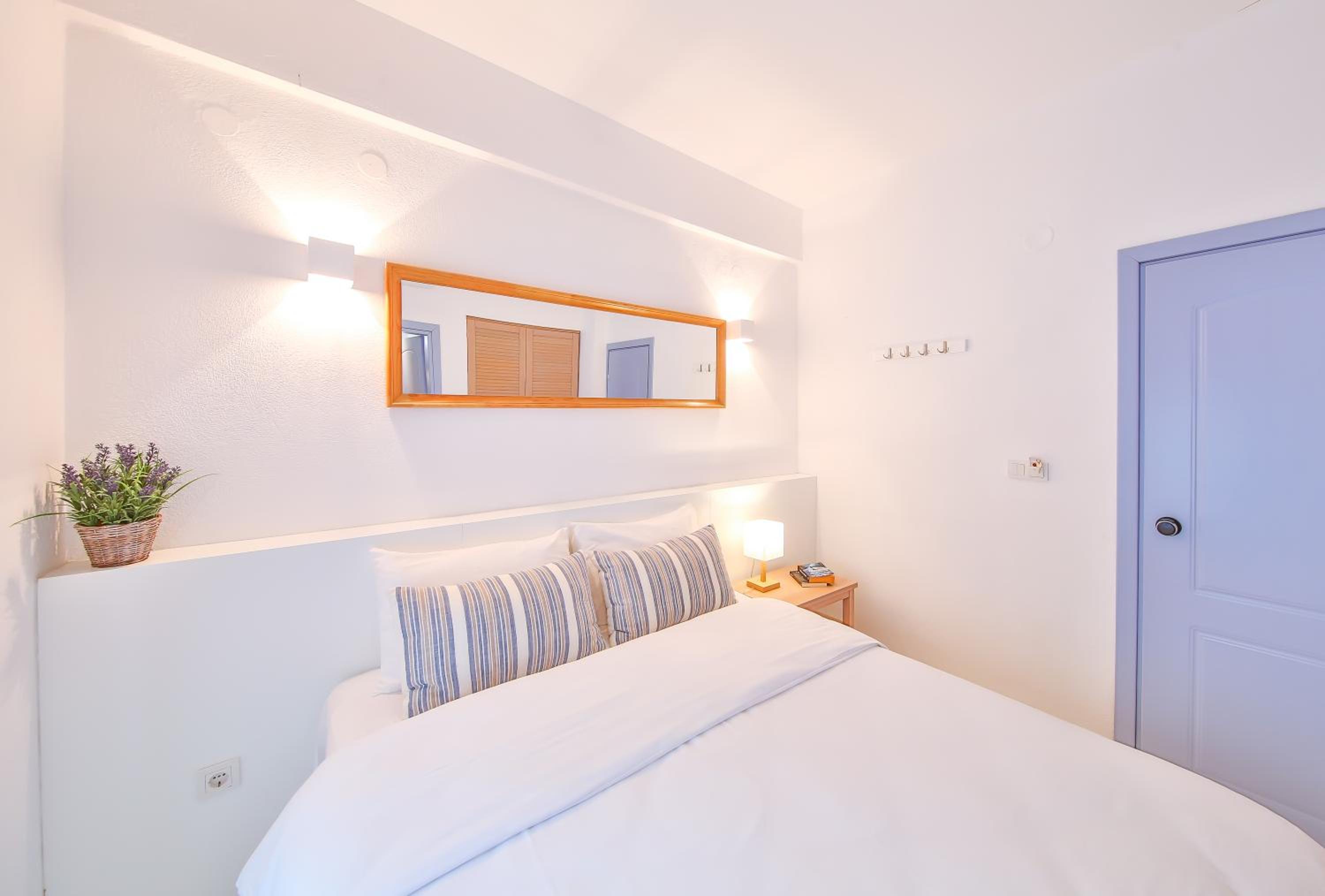 Budget Double Room - Basement Floor